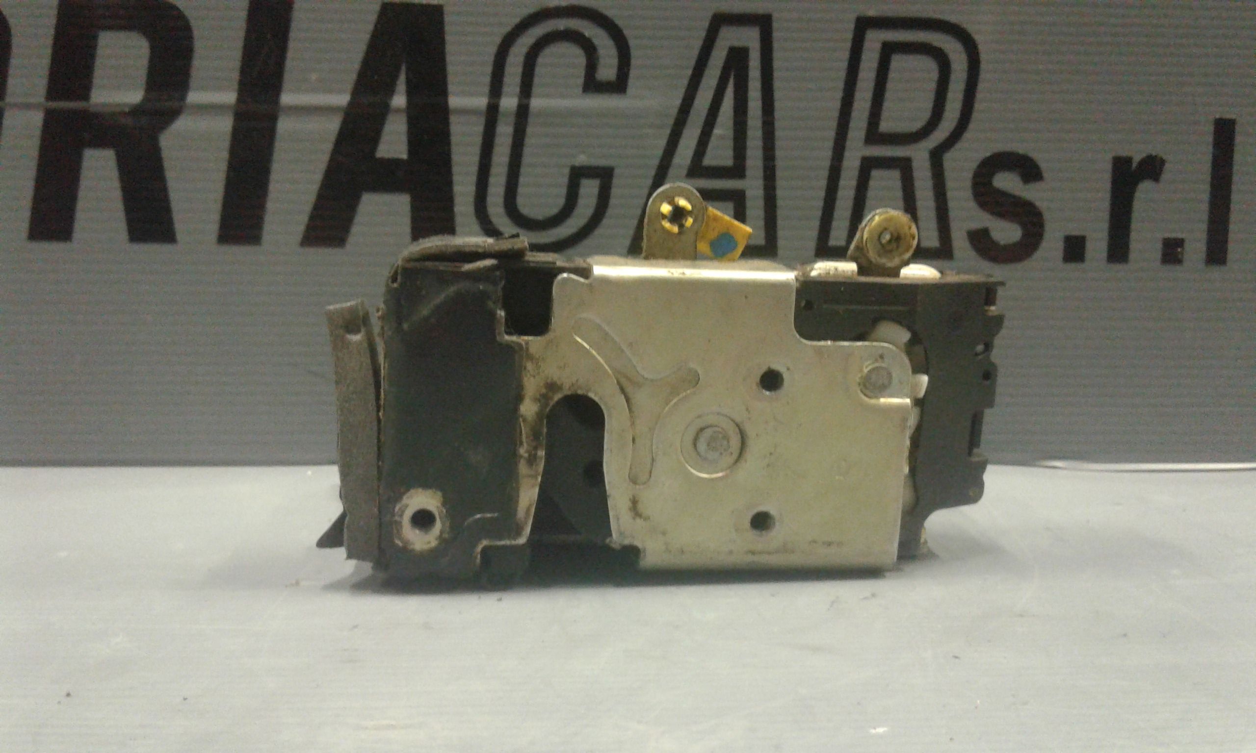 Serratura Anteriore Destra FORD Fiesta 4 Serie