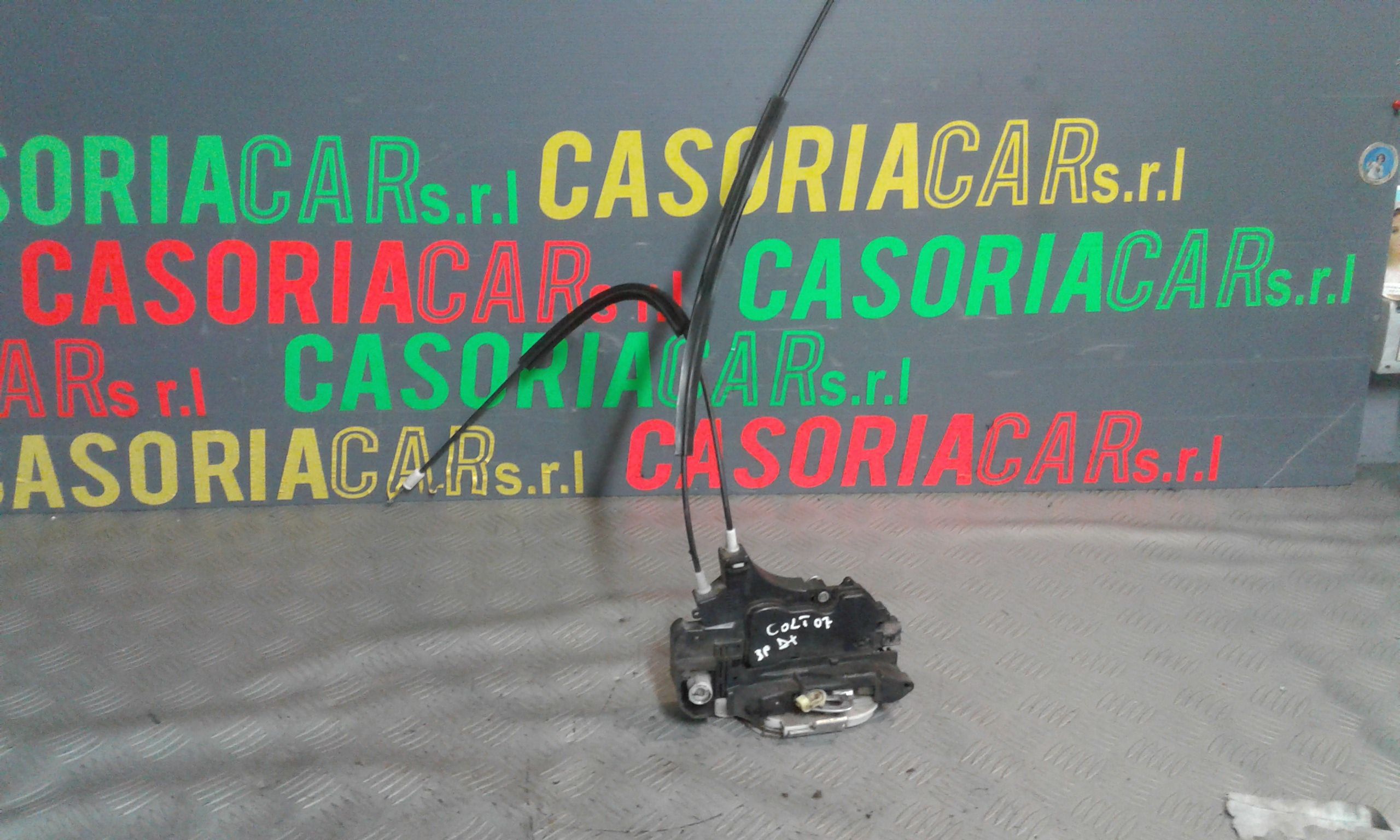 Serratura Anteriore Destra MITSUBISHI Colt Serie 3P