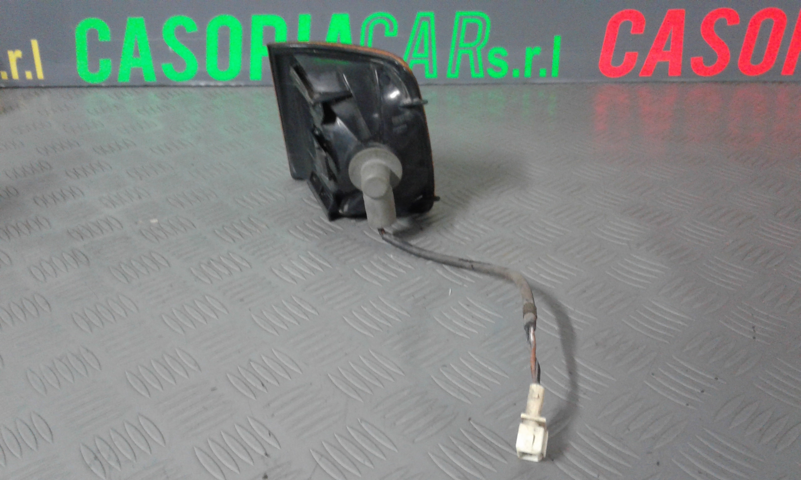 Freccia DX lato passeggero VOLKSWAGEN Passat Variant 1 Serie