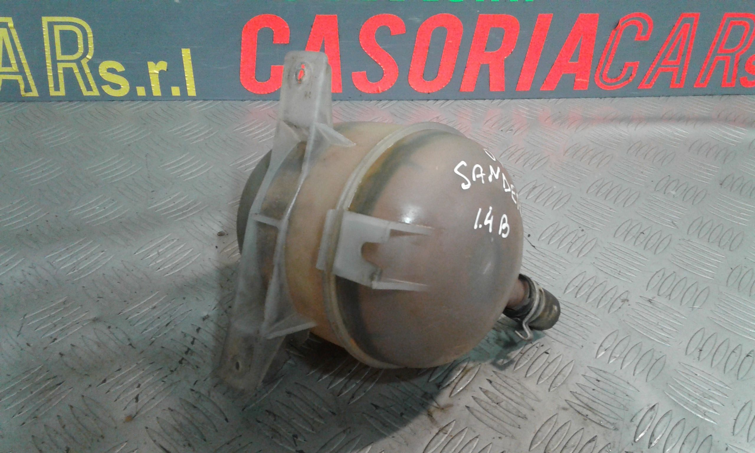 Vaschetta acqua DACIA Sandero 1 Serie