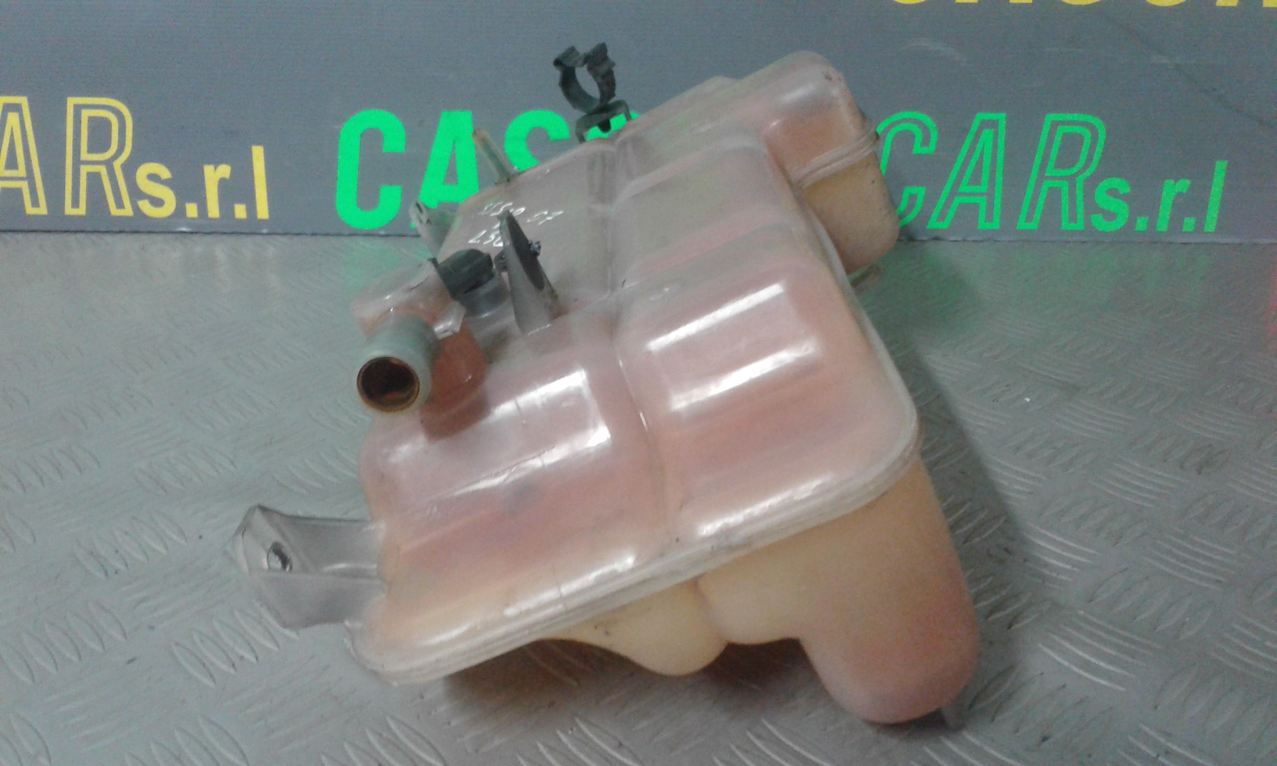 Vaschetta acqua IVECO Daily 4 Serie