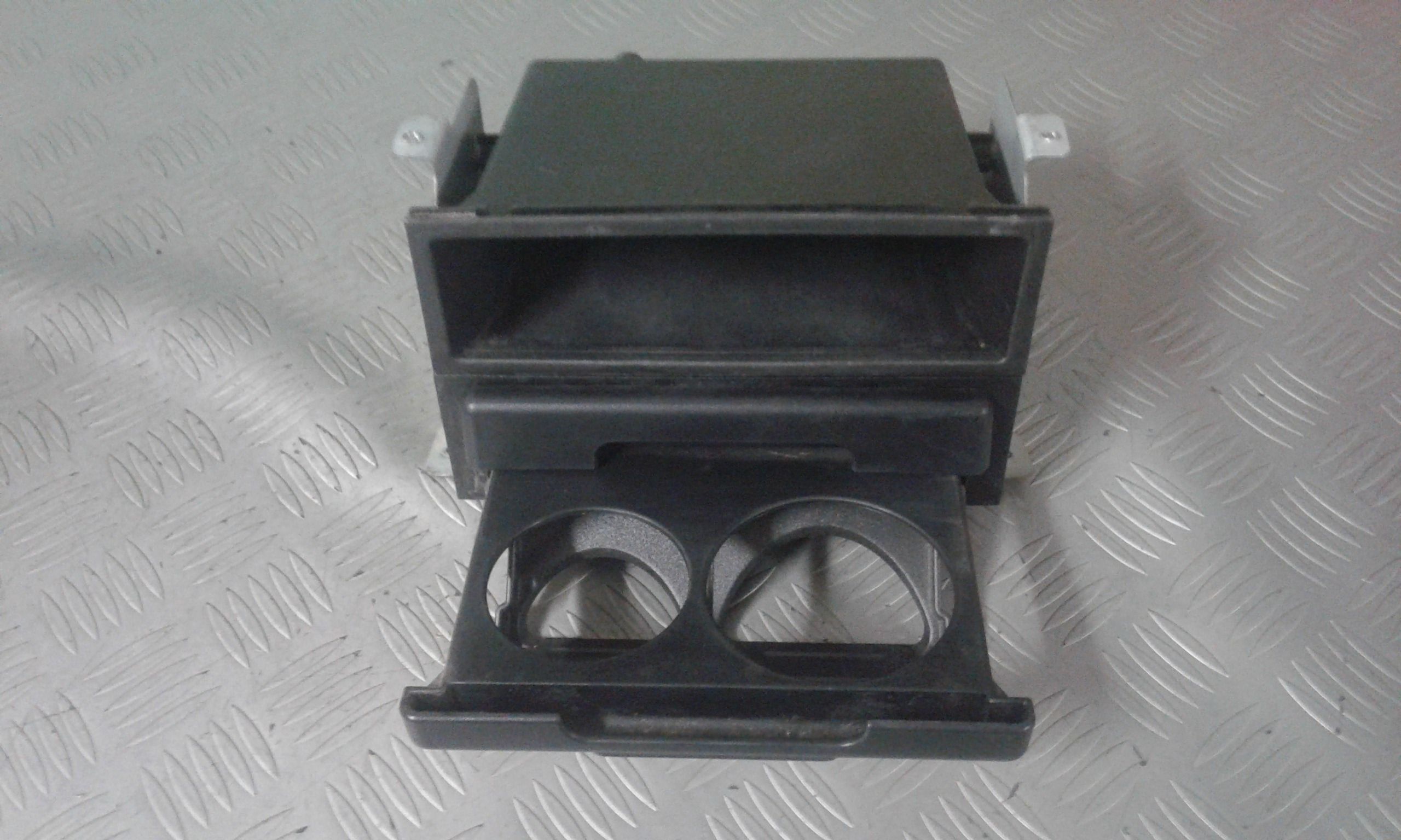 Cassetto porta bibite NISSAN Cabstar 2 Serie