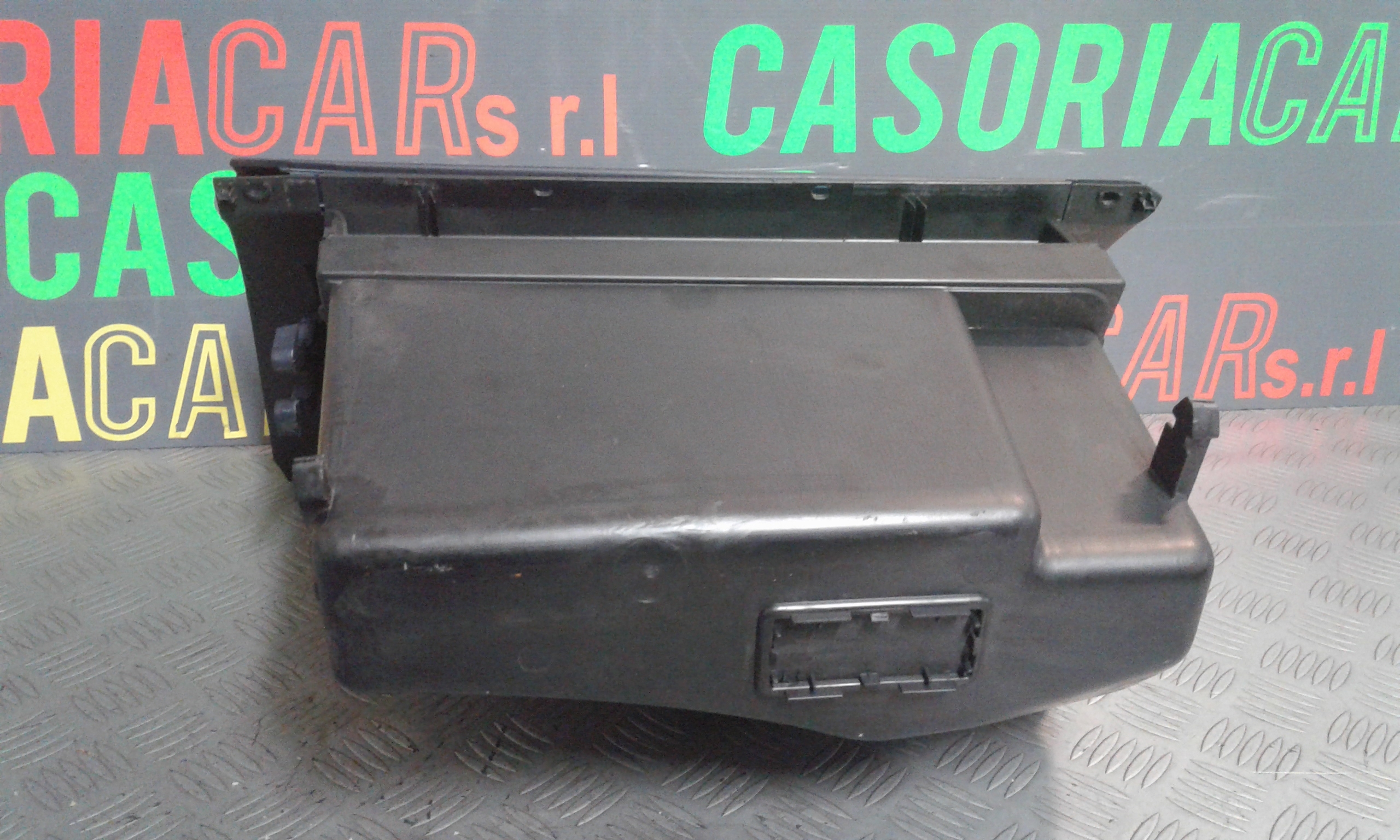 Cassetto porta oggetti PEUGEOT 1007 1 Serie