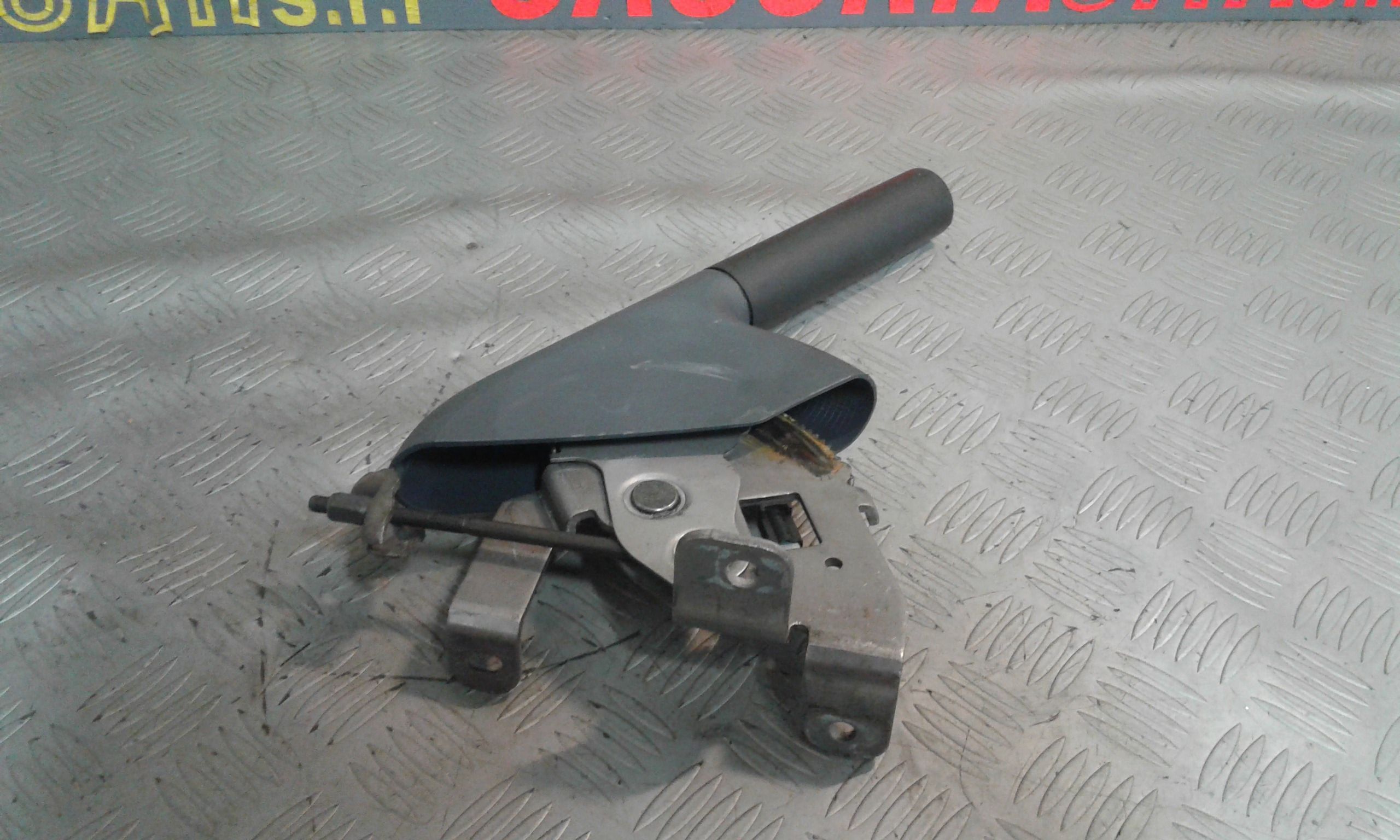 Leva Freno a Mano MITSUBISHI Colt Serie 3P