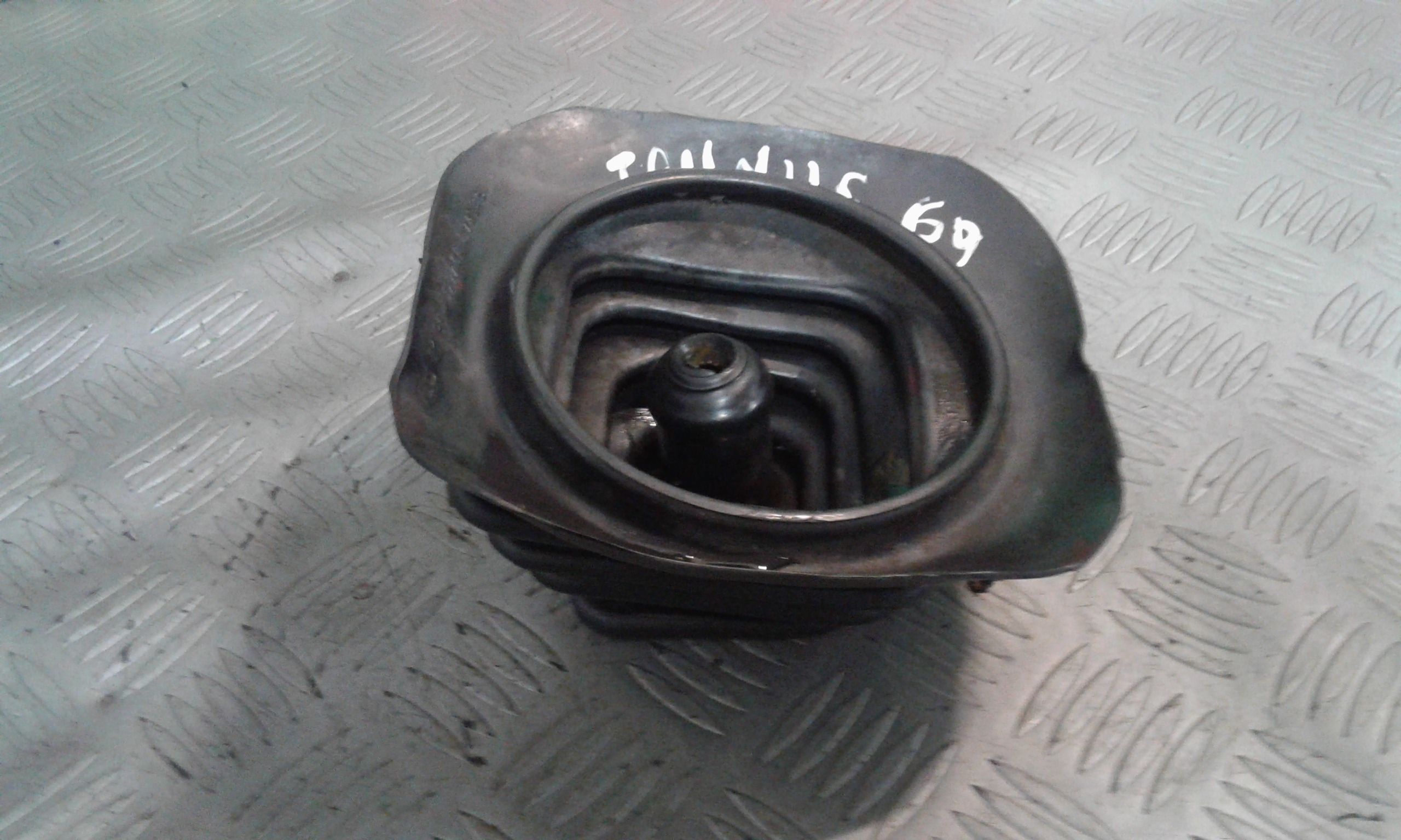 Cuffia Leva Cambio FORD Taunus Serie