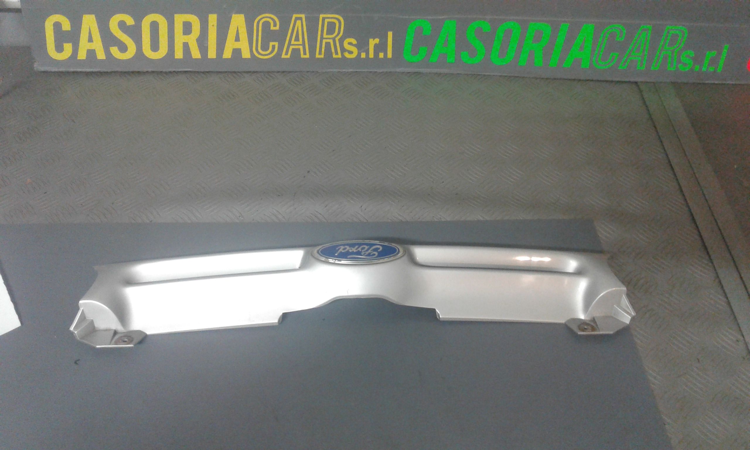 Mascherina anteriore FORD Mondeo S. Wagon 2 Serie