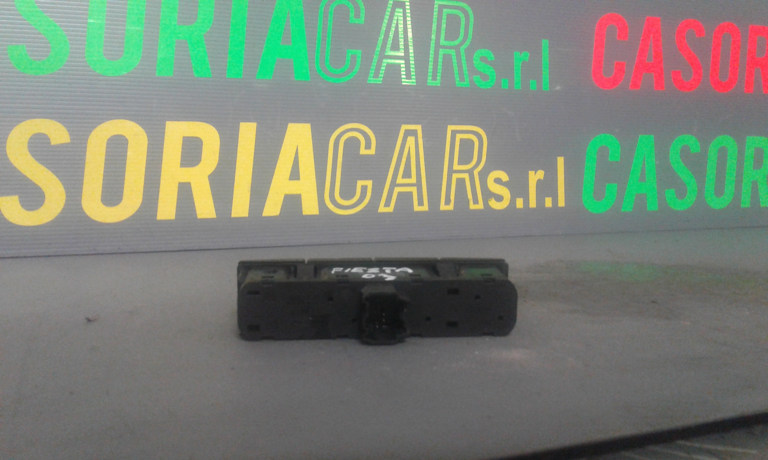 Pulsante FORD Fiesta 4 Serie