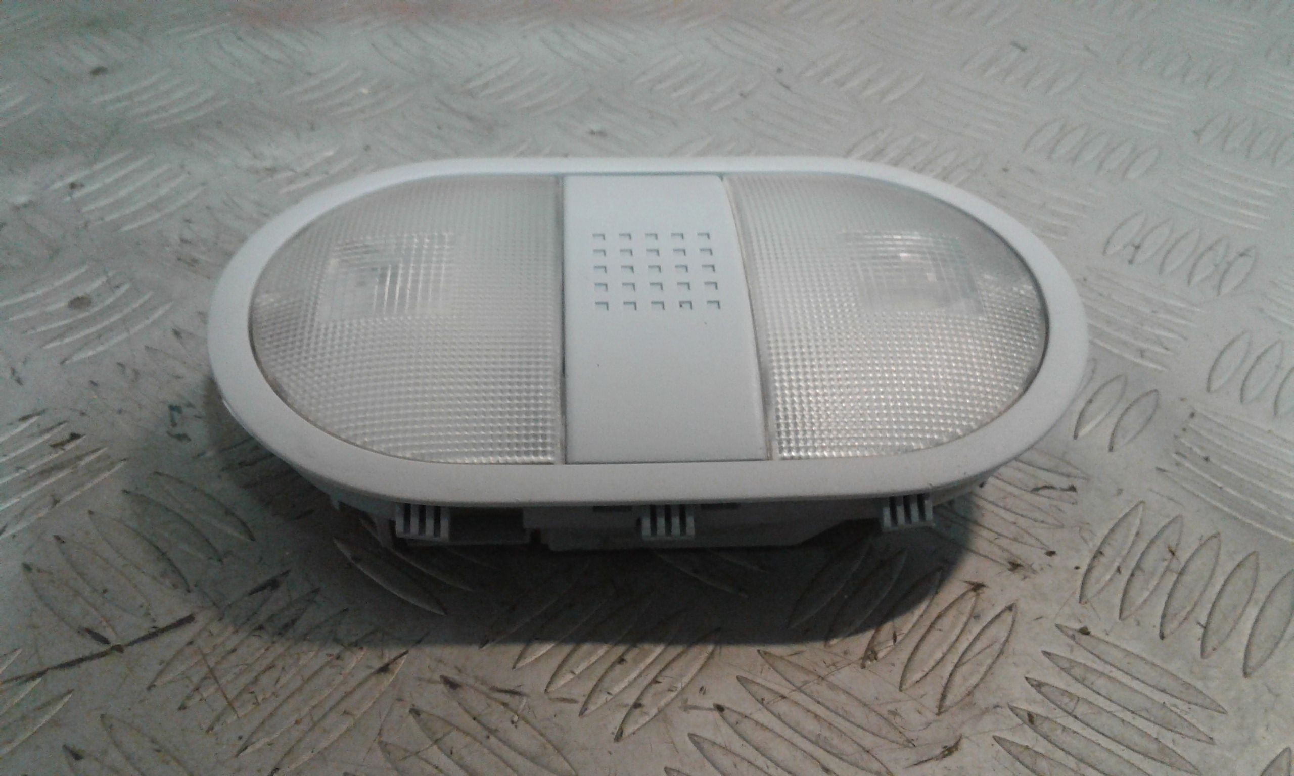 Luce di cortesia anteriore MITSUBISHI Colt Serie 3P