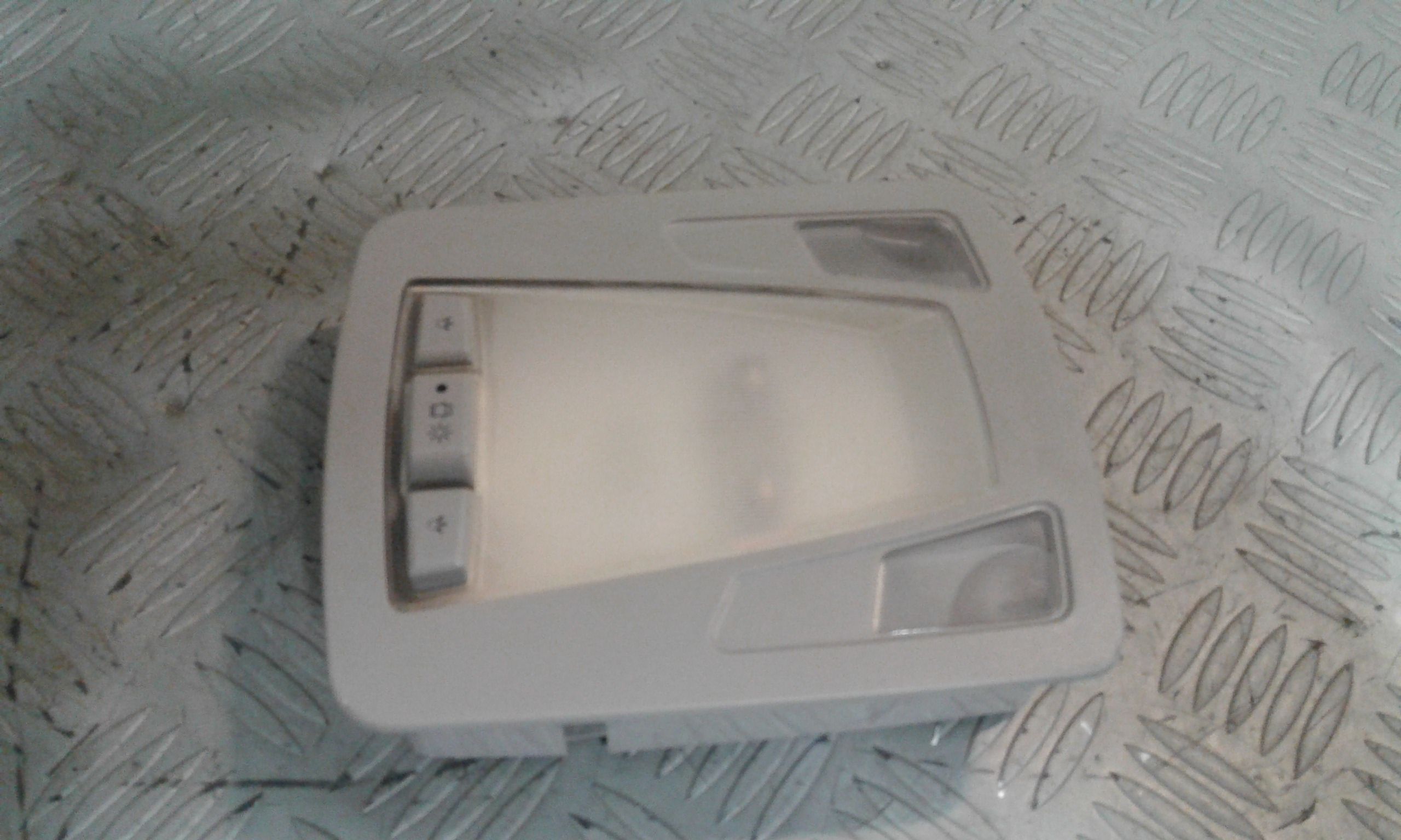 Luce di cortesia anteriore TATA Xenon 1 Serie