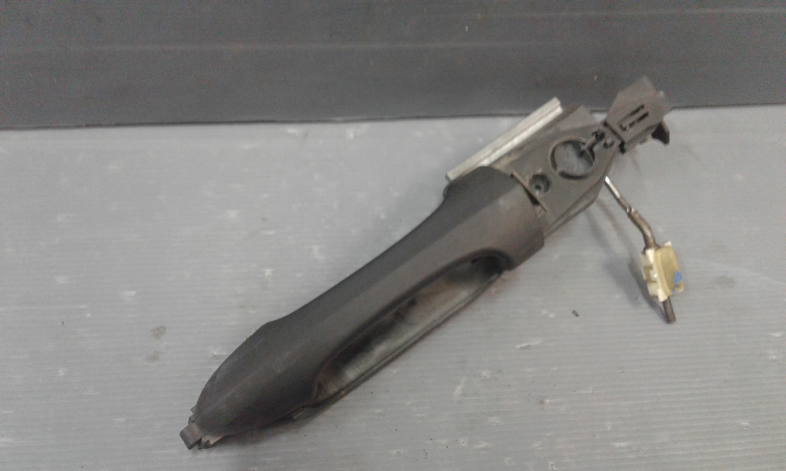 Maniglia esterna Posteriore Sinistra FORD Focus Berlina 1 Serie