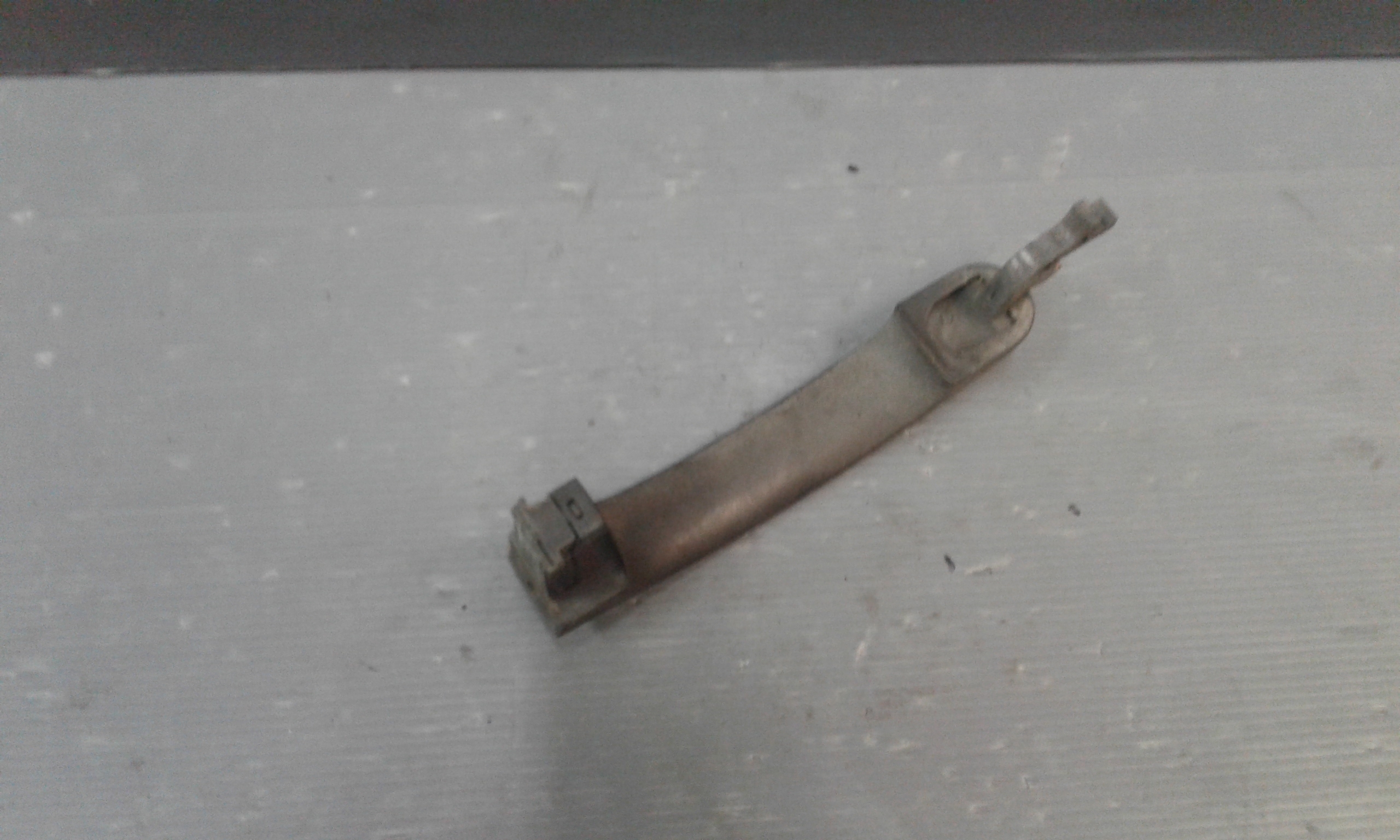 Maniglia esterna Posteriore Sinistra FORD Fiesta 4 Serie