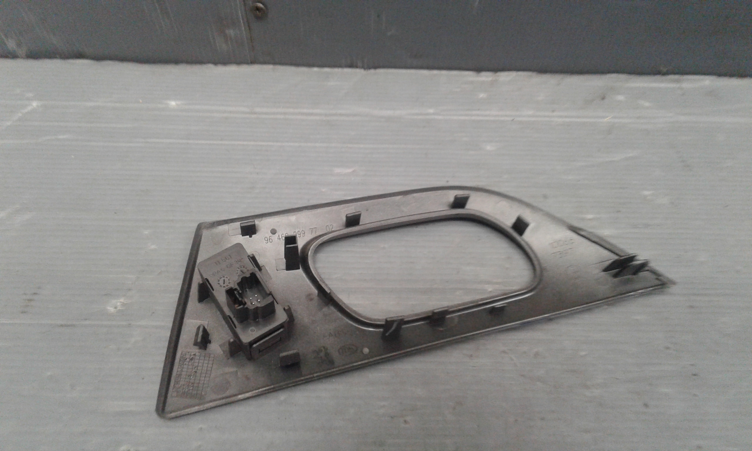 Pulsantiera Posteriore Sinistra PEUGEOT 407 S. Wagon