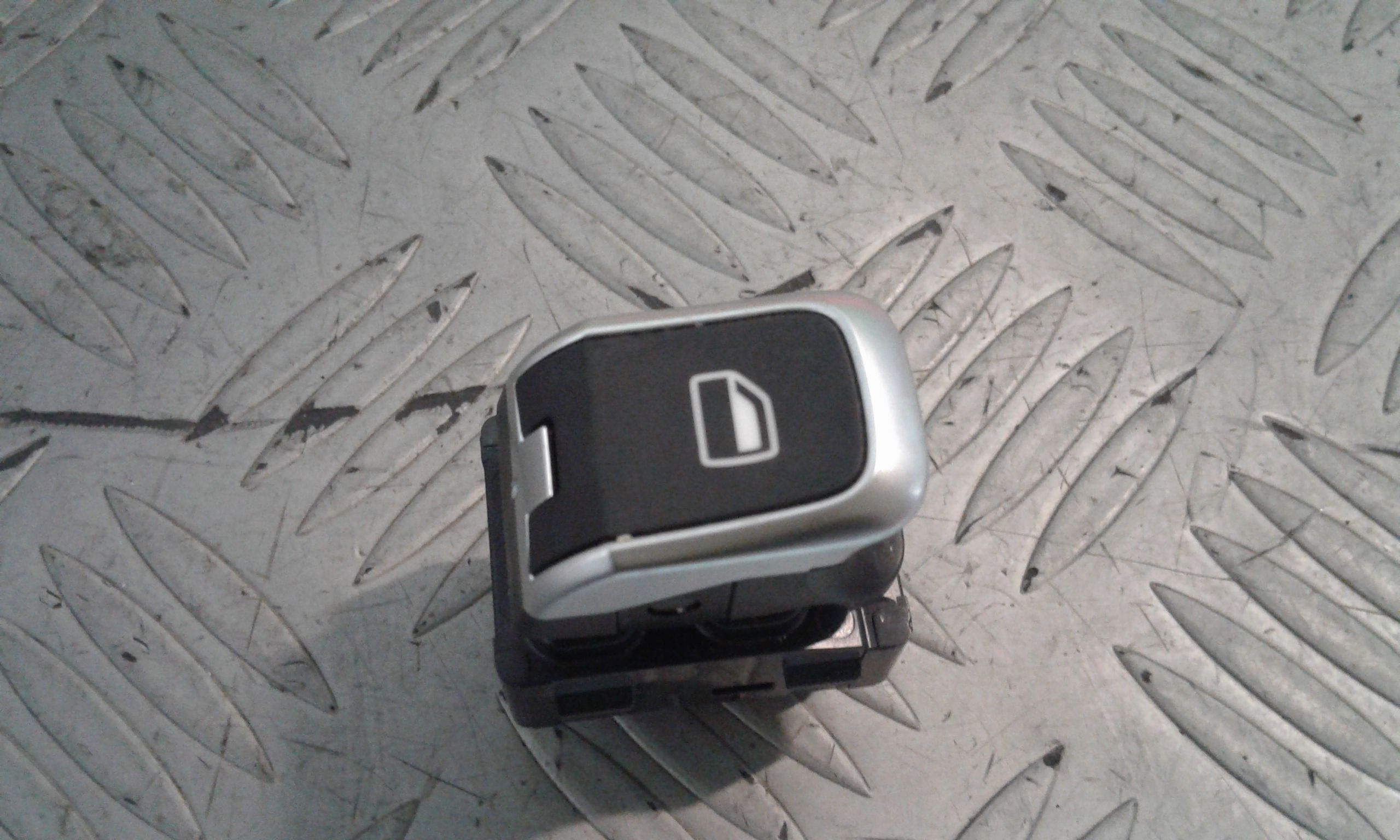 Pulsantiera Posteriore Sinistra AUDI A3 Sportback 3 Serie