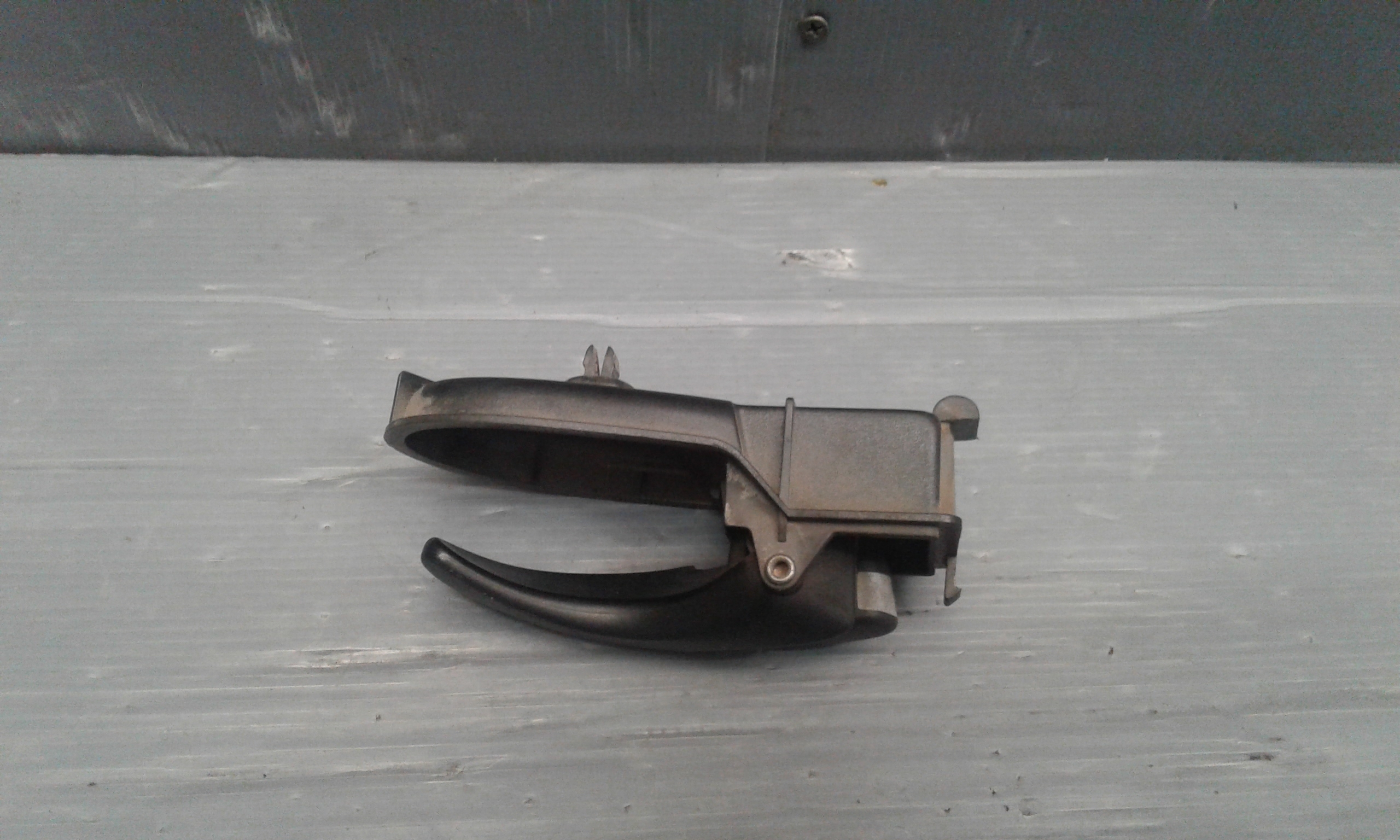 Maniglia interna Posteriore Destra FORD Focus Berlina 1 Serie