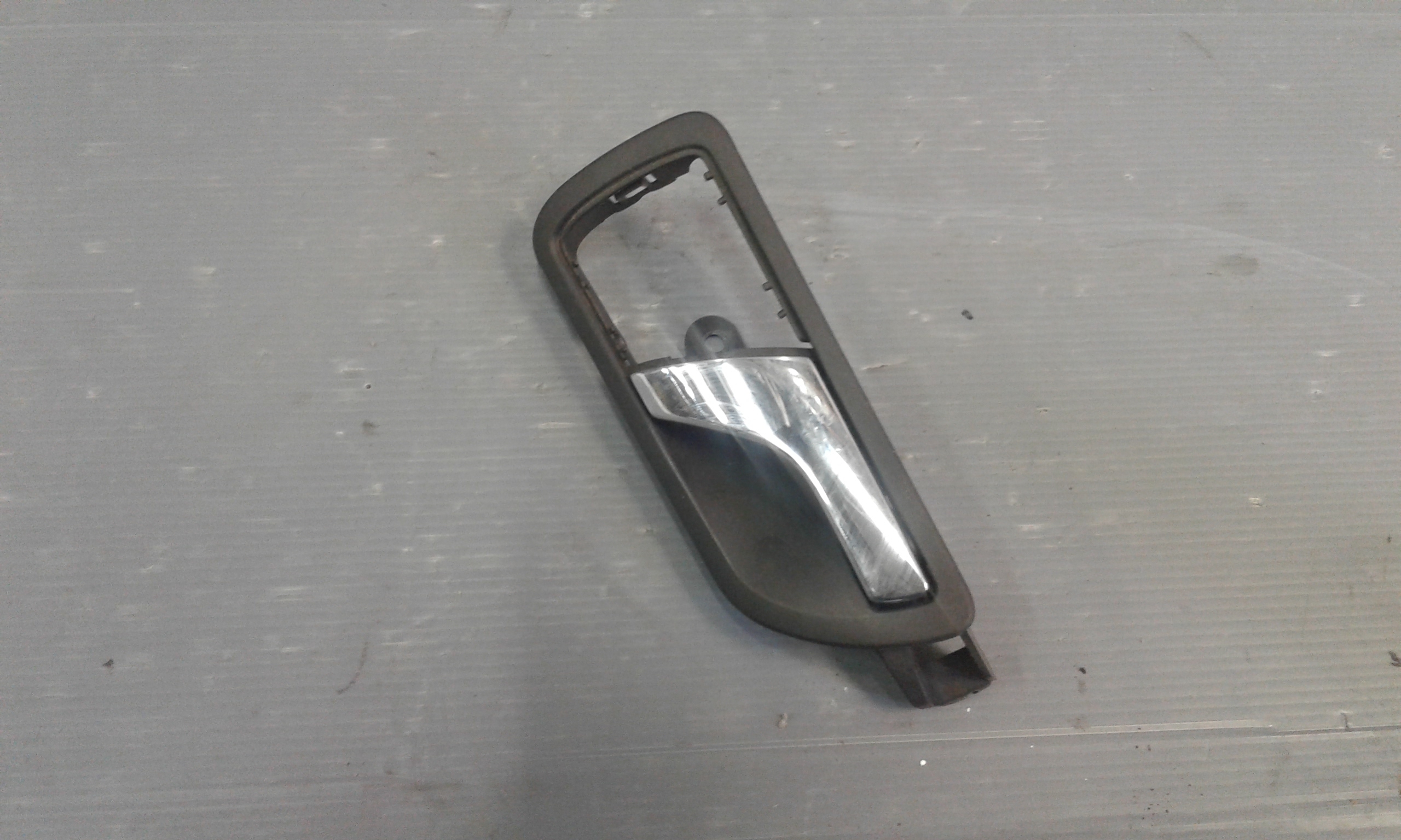 Maniglia interna Posteriore Sinistra SKODA Octavia Berlina 2 Serie