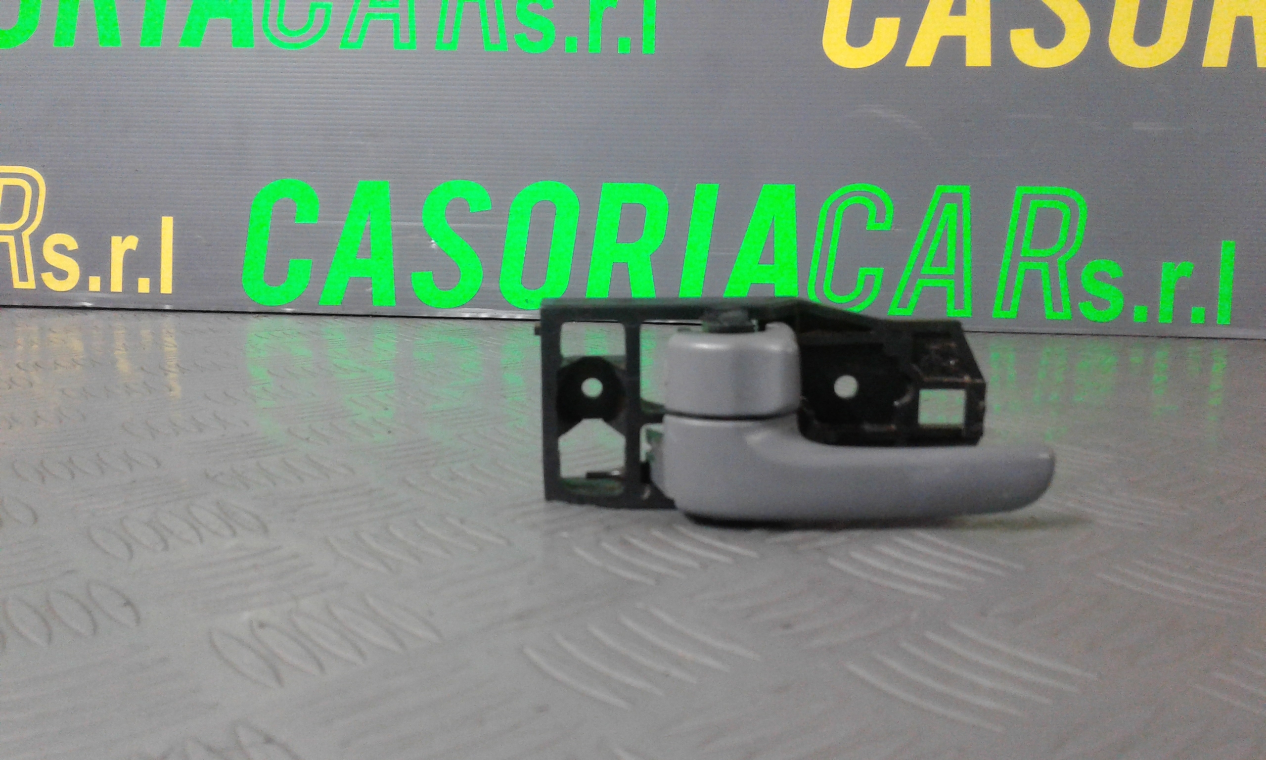 Maniglia interna Posteriore Sinistra TOYOTA Rav4 2 Serie