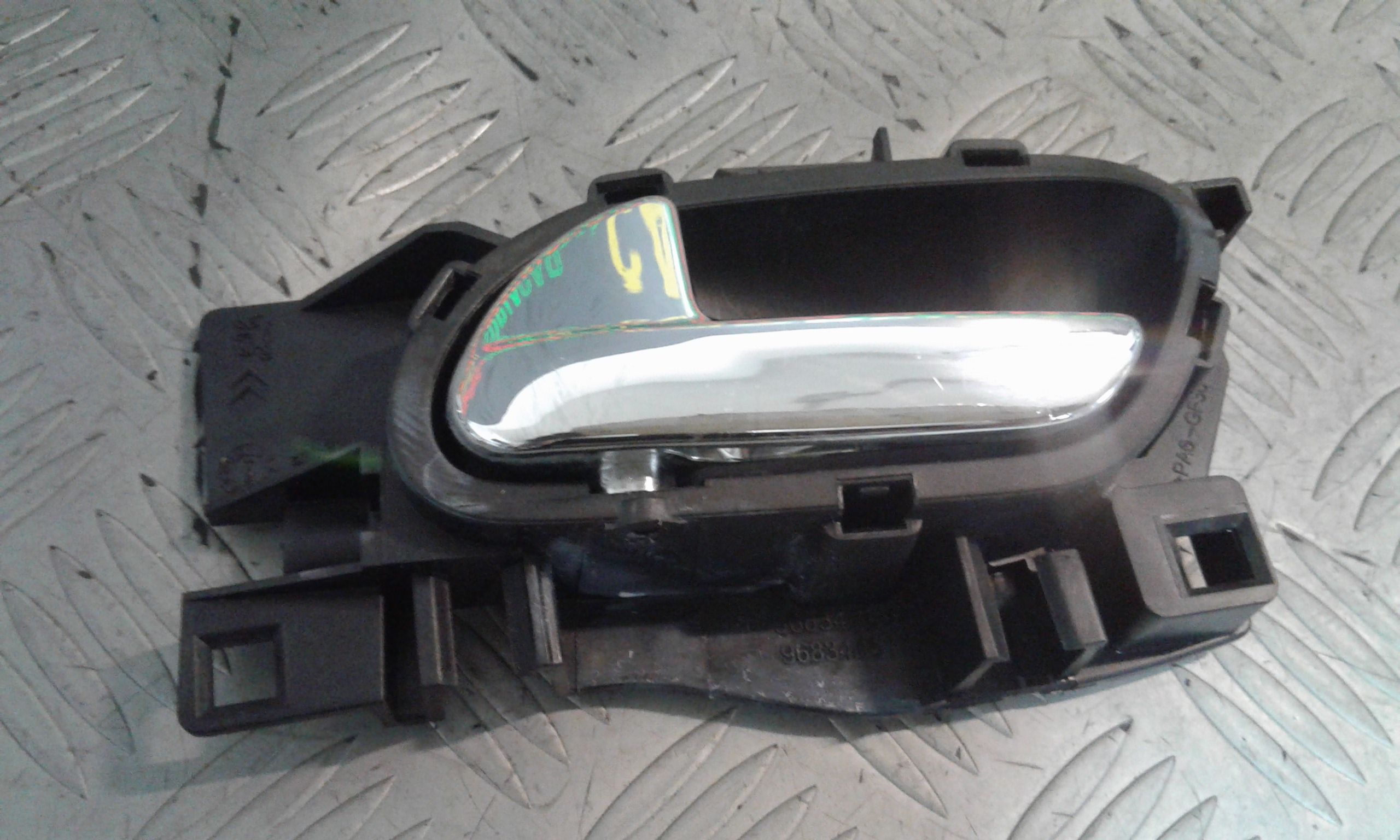 Maniglia interna Posteriore Sinistra PEUGEOT 3008 1 Serie