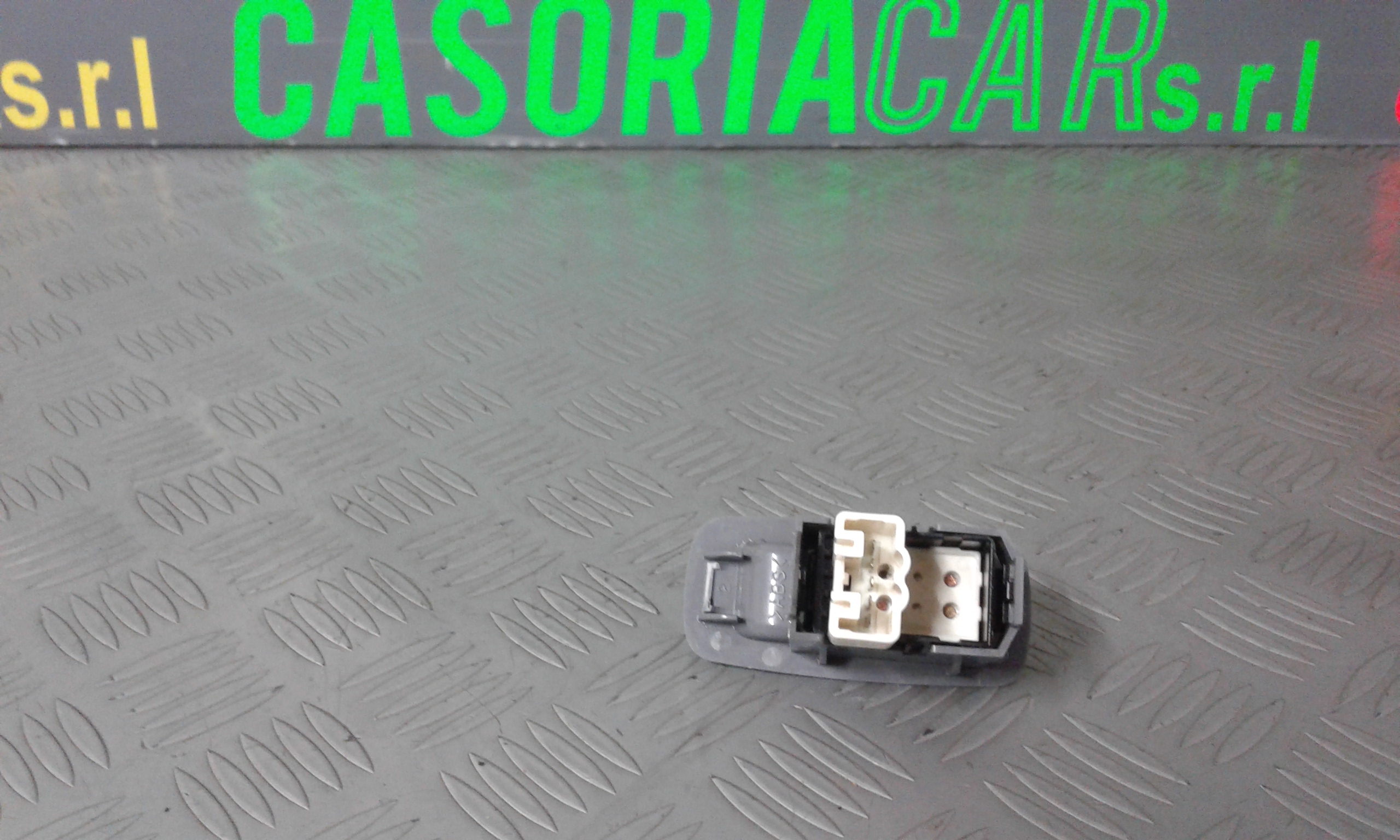 Pulsantiera Posteriore Destra TOYOTA Rav4 2 Serie