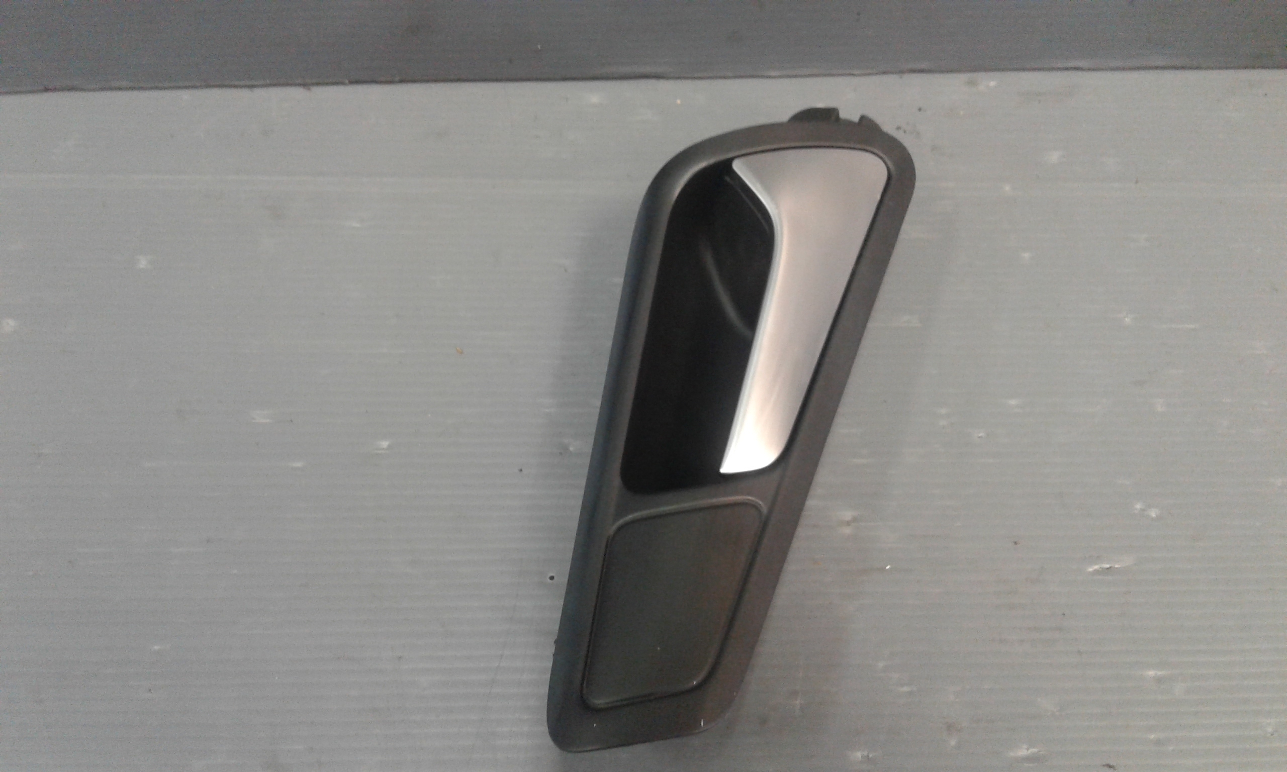 Maniglia interna Anteriore Destra VOLKSWAGEN Passat Variant 4 Serie