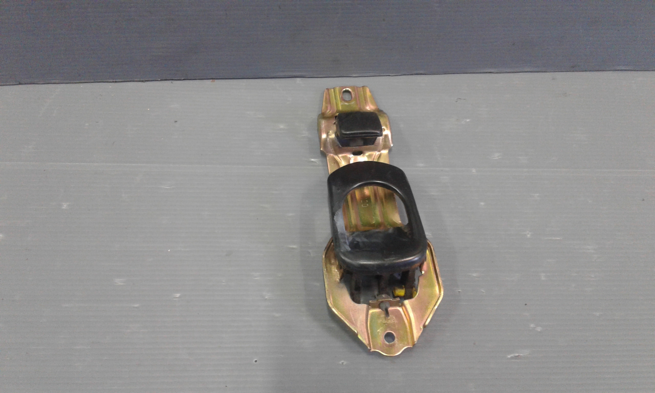 Maniglia interna Anteriore Destra TATA Indica 1  Serie