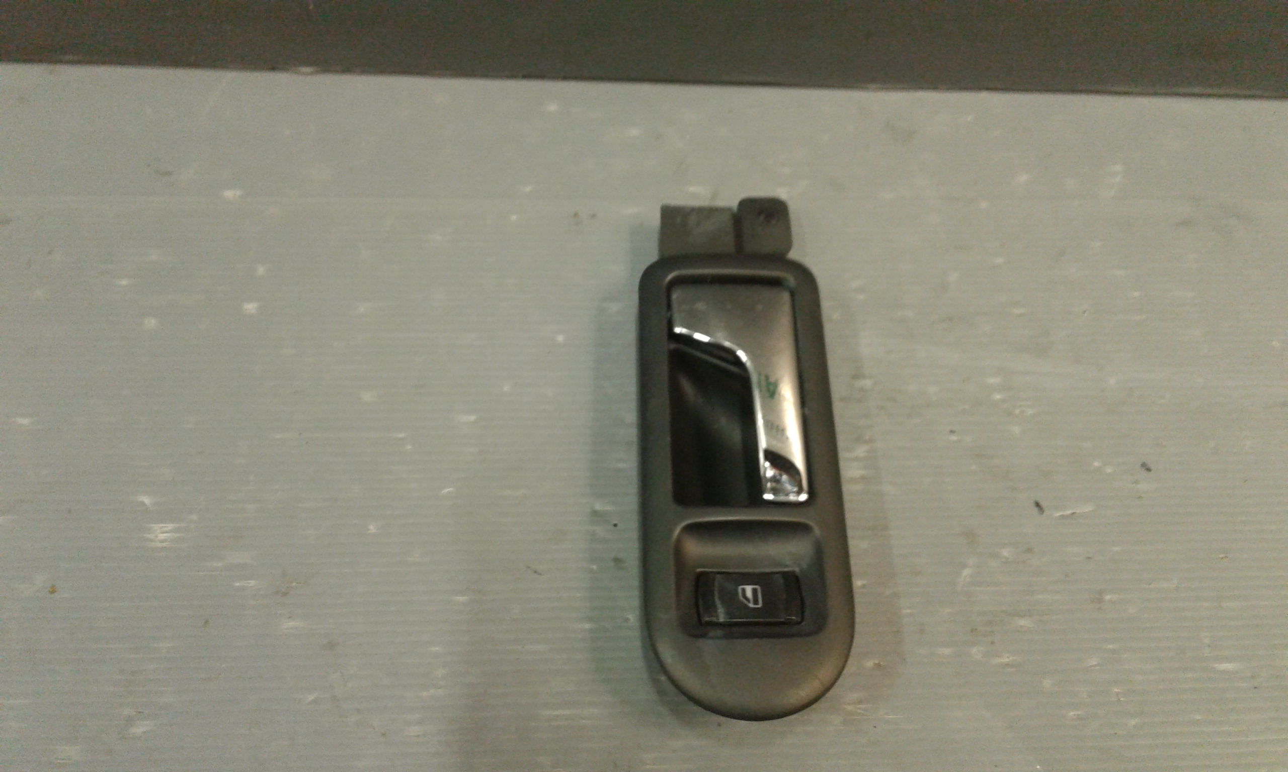 Maniglia interna Anteriore Destra VOLKSWAGEN Passat Variant 3 Serie