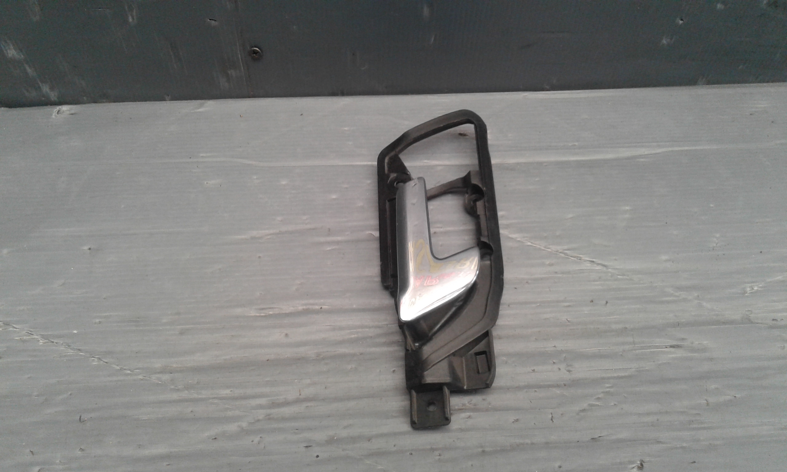 Maniglia interna Anteriore Destra VOLKSWAGEN Polo 4 Serie