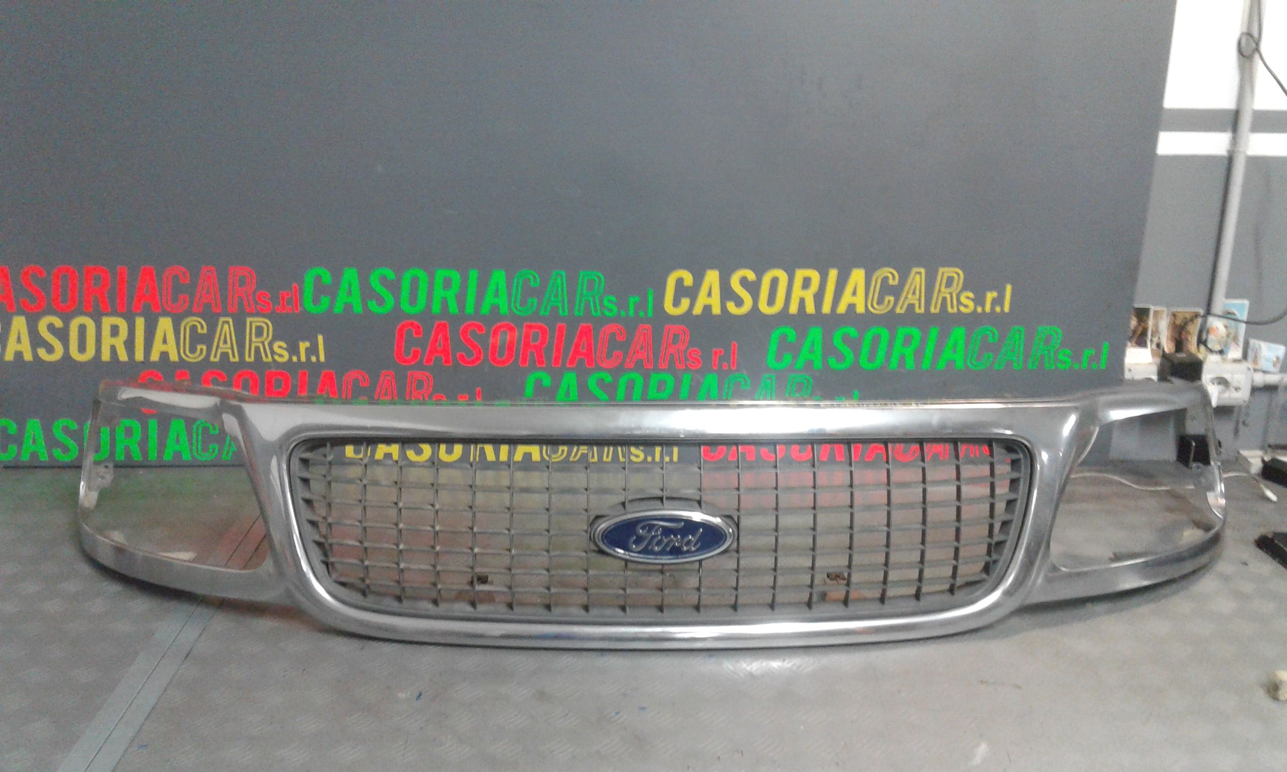 Calandra FORD Expedition XLT 1 Serie