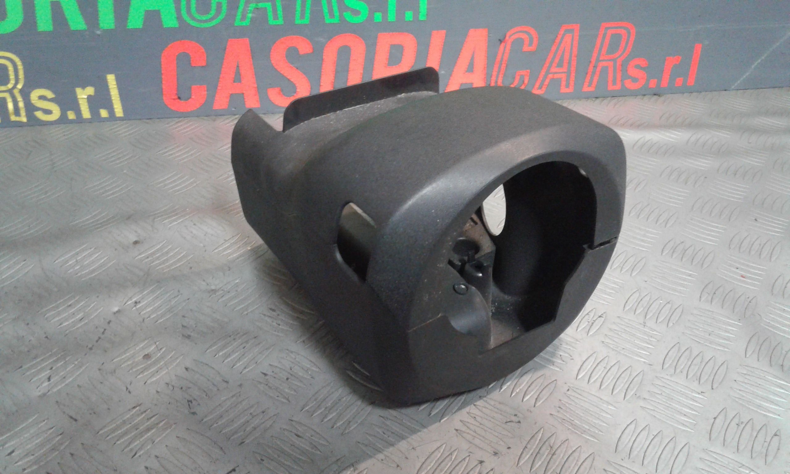 Riparo piantone sterzo MITSUBISHI Colt Serie 3P