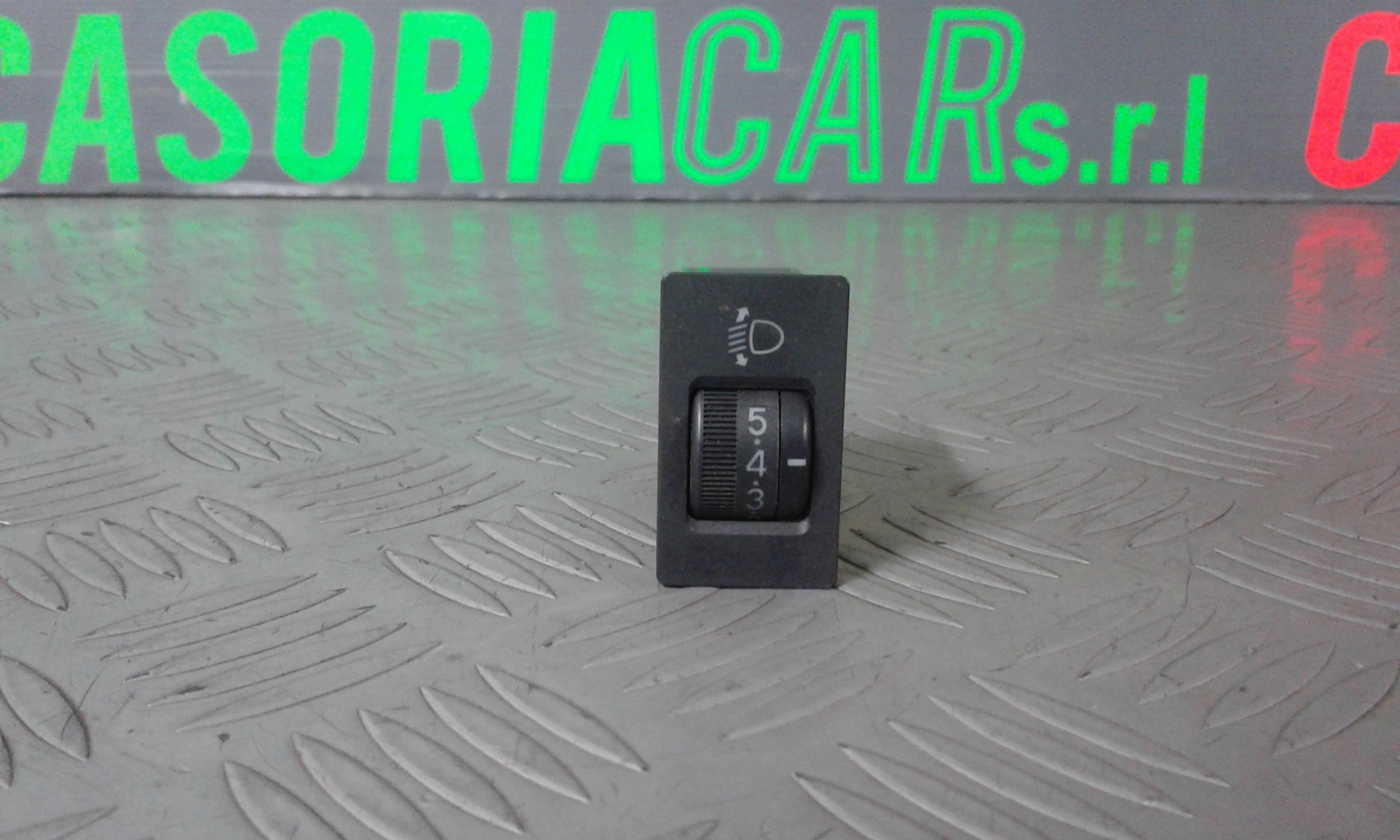 Regolatore Fari TOYOTA Rav4 2 Serie