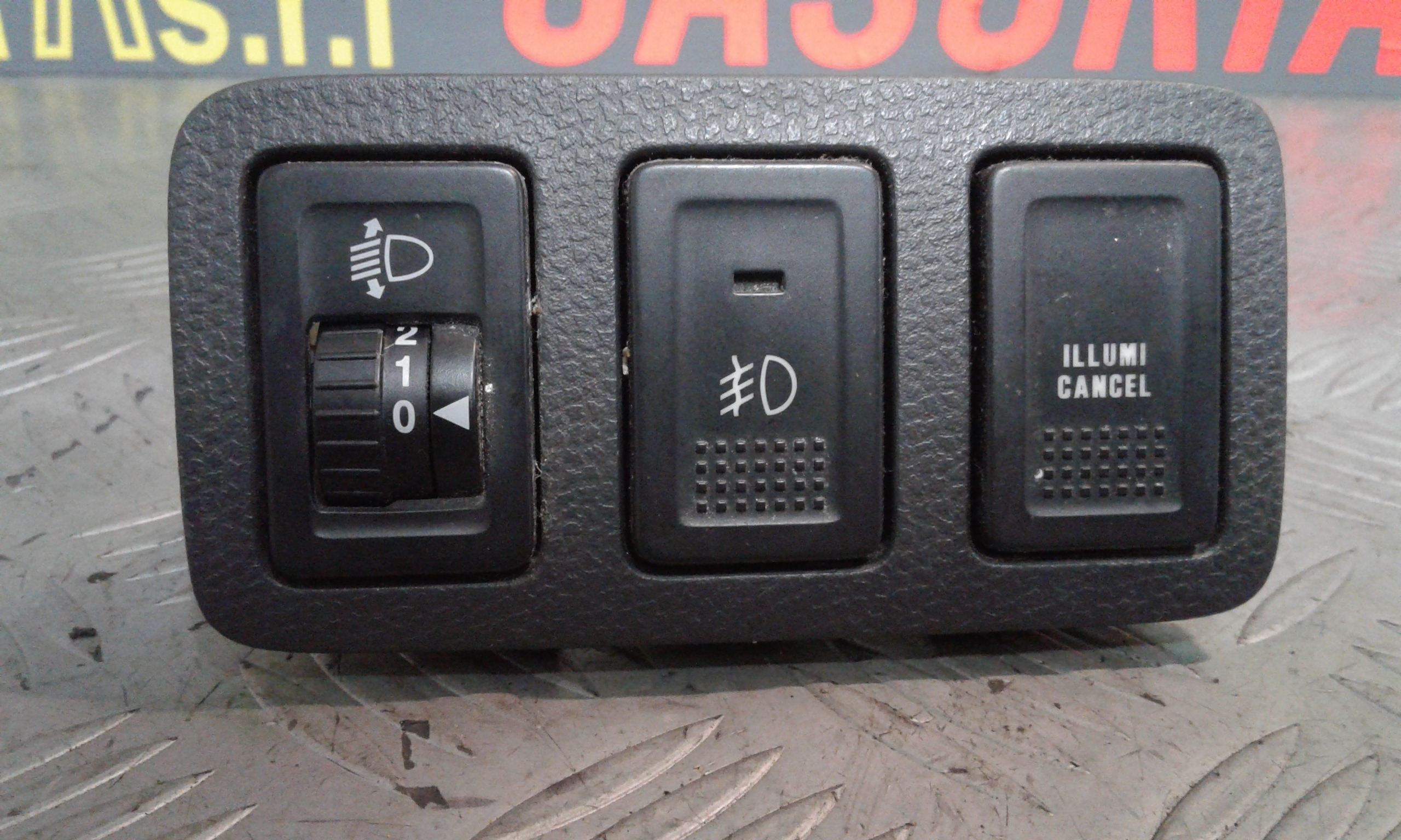 Regolatore Fari SUZUKI Swift 4 Serie