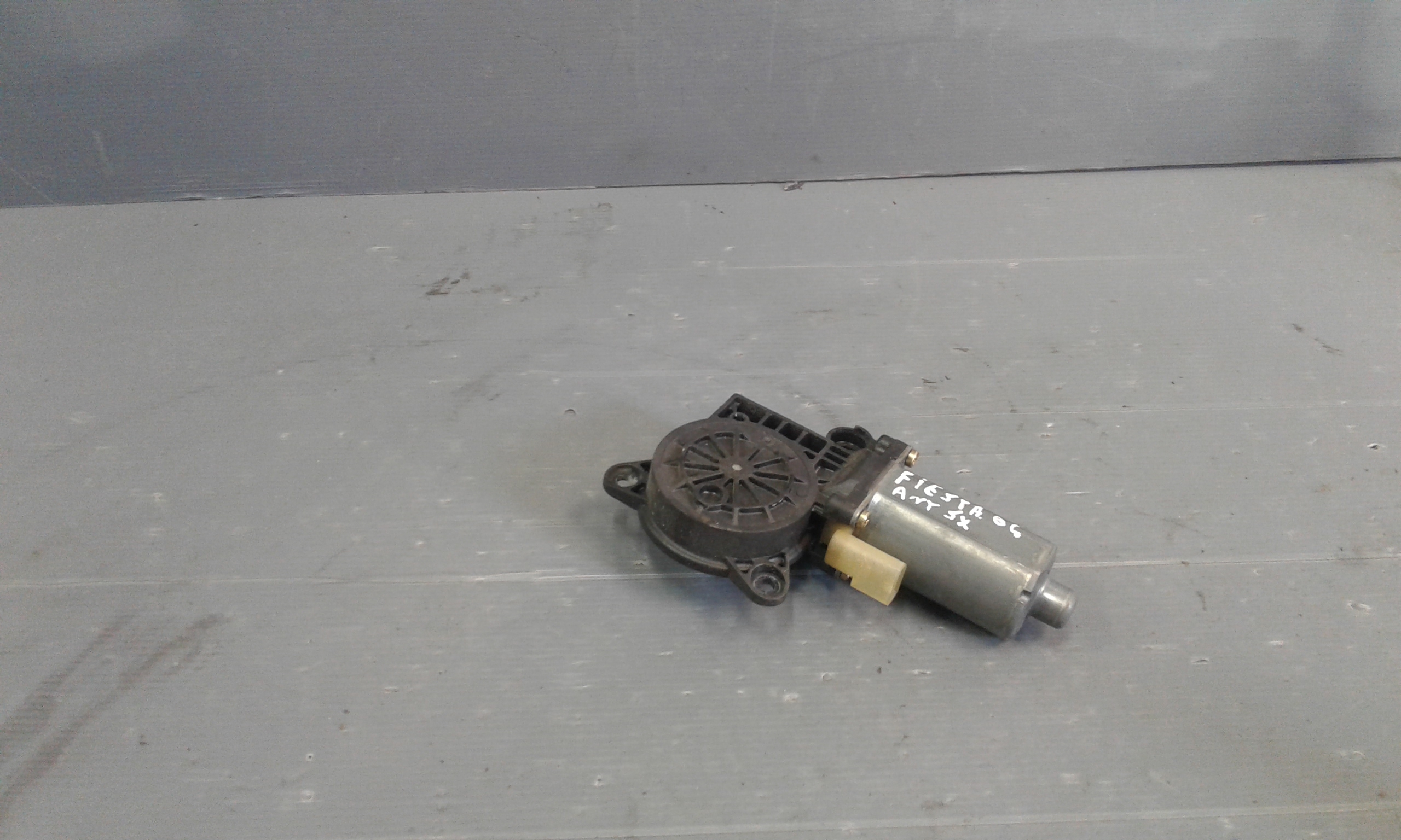 Motorino Alzavetro anteriore Sinistro FORD Fiesta 5 Serie