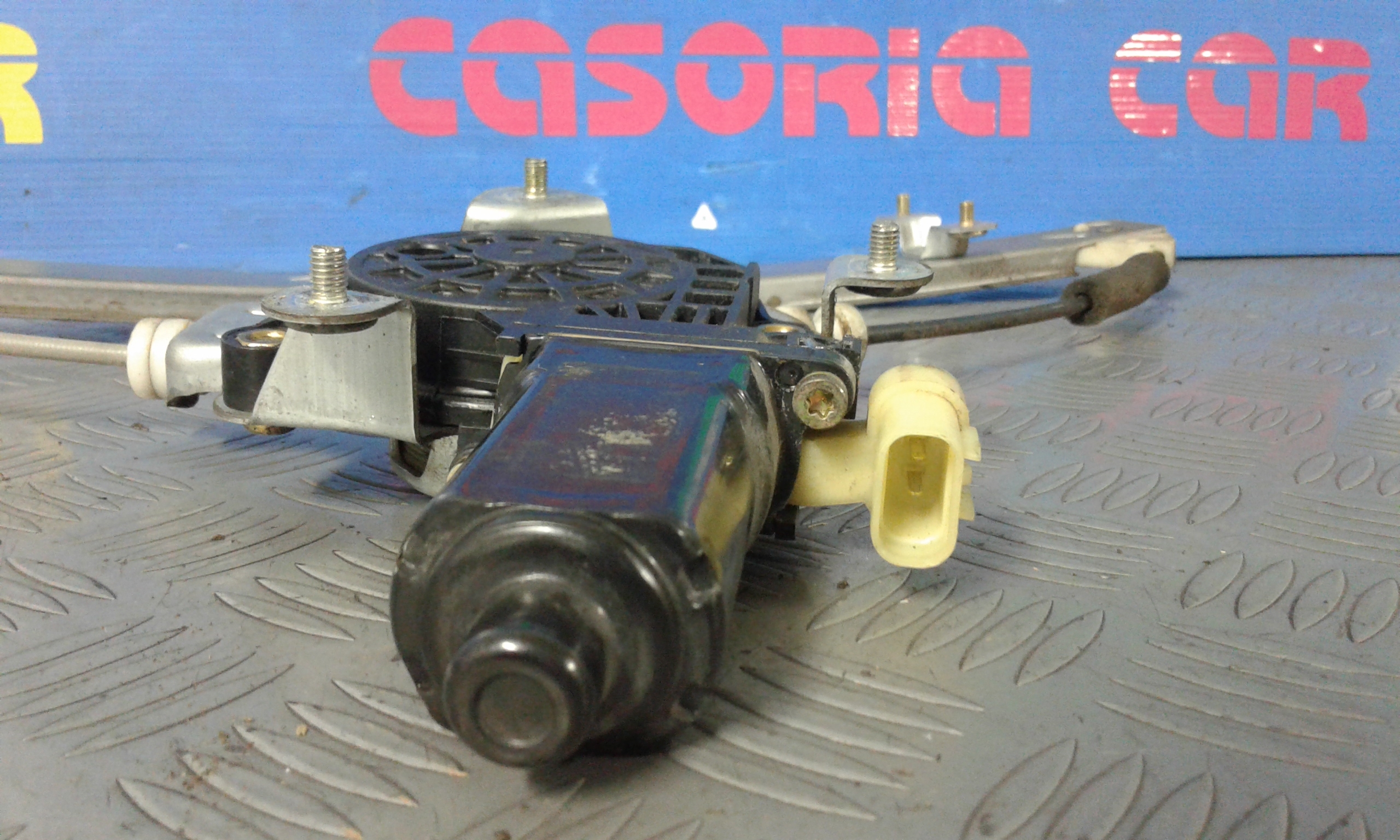 Cremagliera anteriore sinistra Guida HYUNDAI Getz 1 Serie