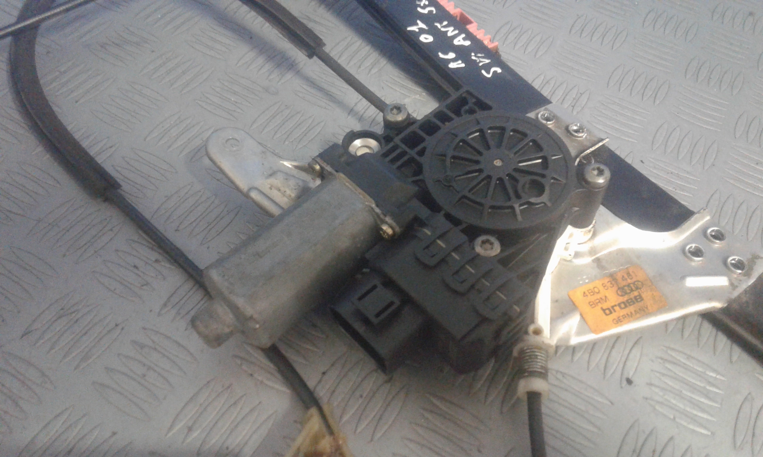 Cremagliera anteriore sinistra Guida AUDI A6 Avant 2 Serie