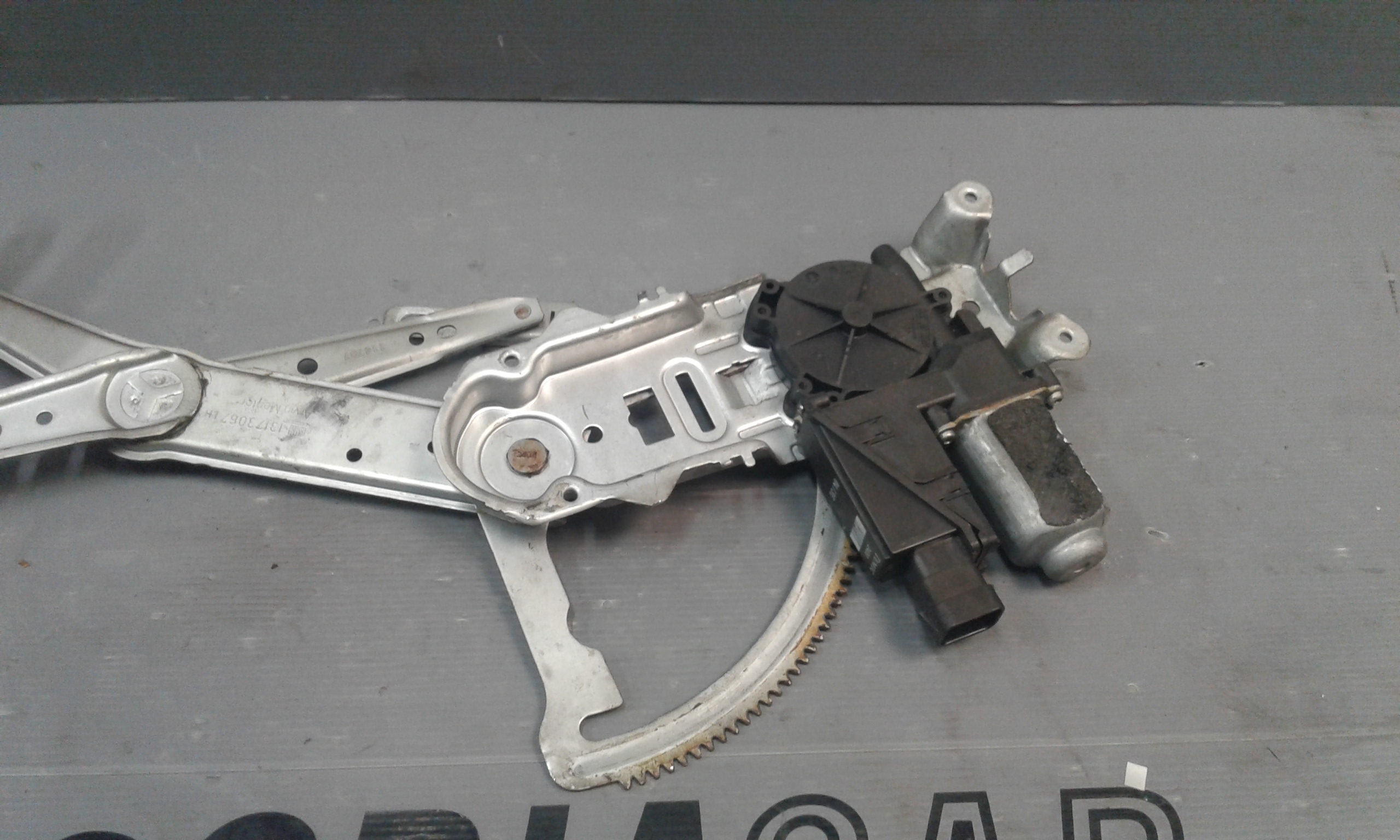 Cremagliera anteriore sinistra Guida OPEL Corsa C 3P 1 Serie