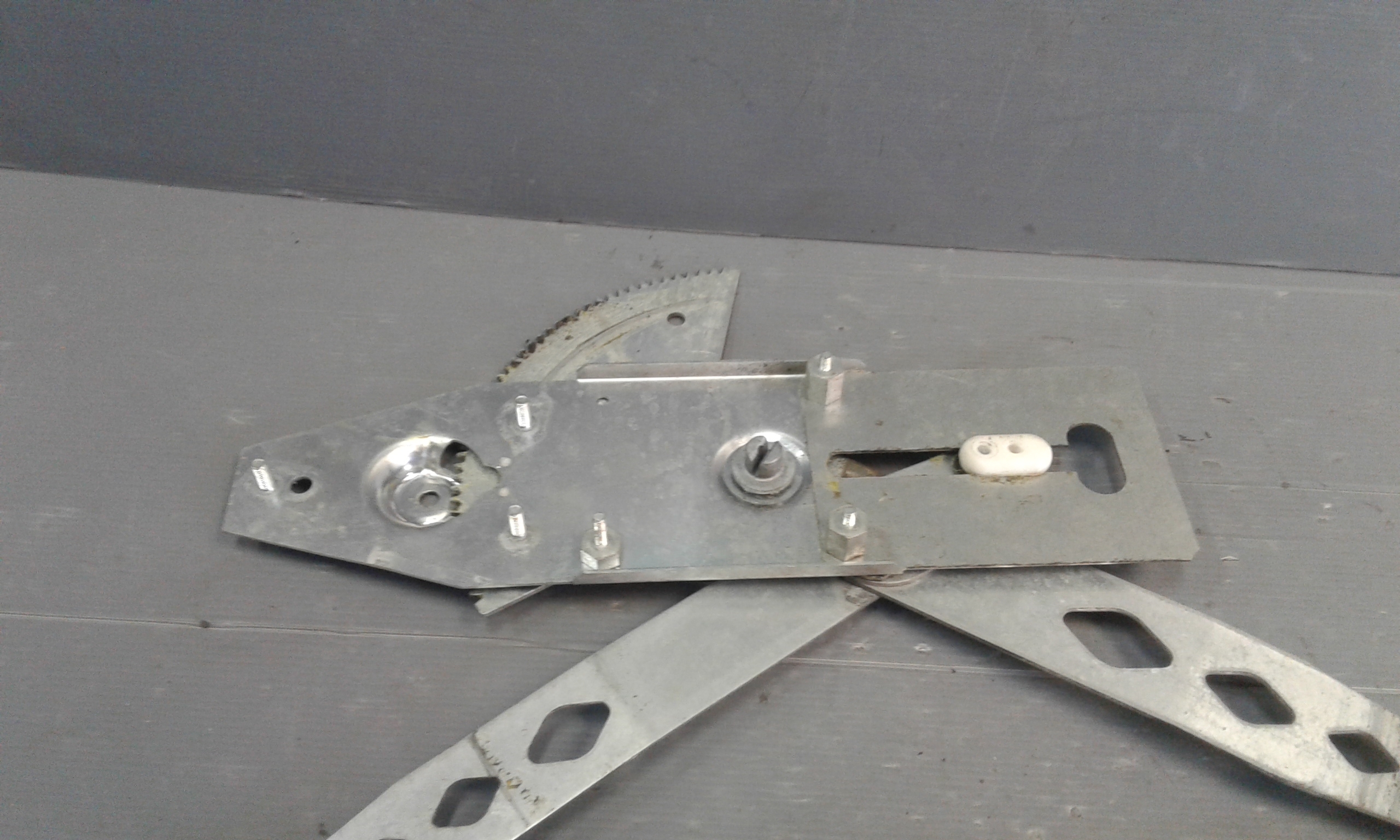 Cremagliera anteriore sinistra Guida FORD C - Max 1 Serie