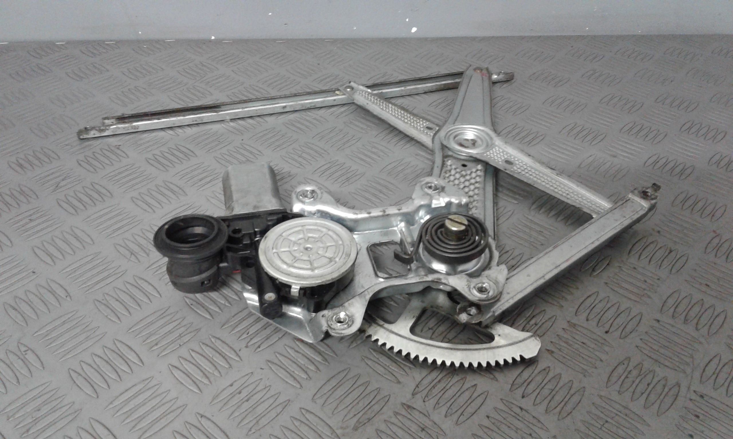 Cremagliera anteriore destra passeggero TOYOTA Yaris 1 Serie