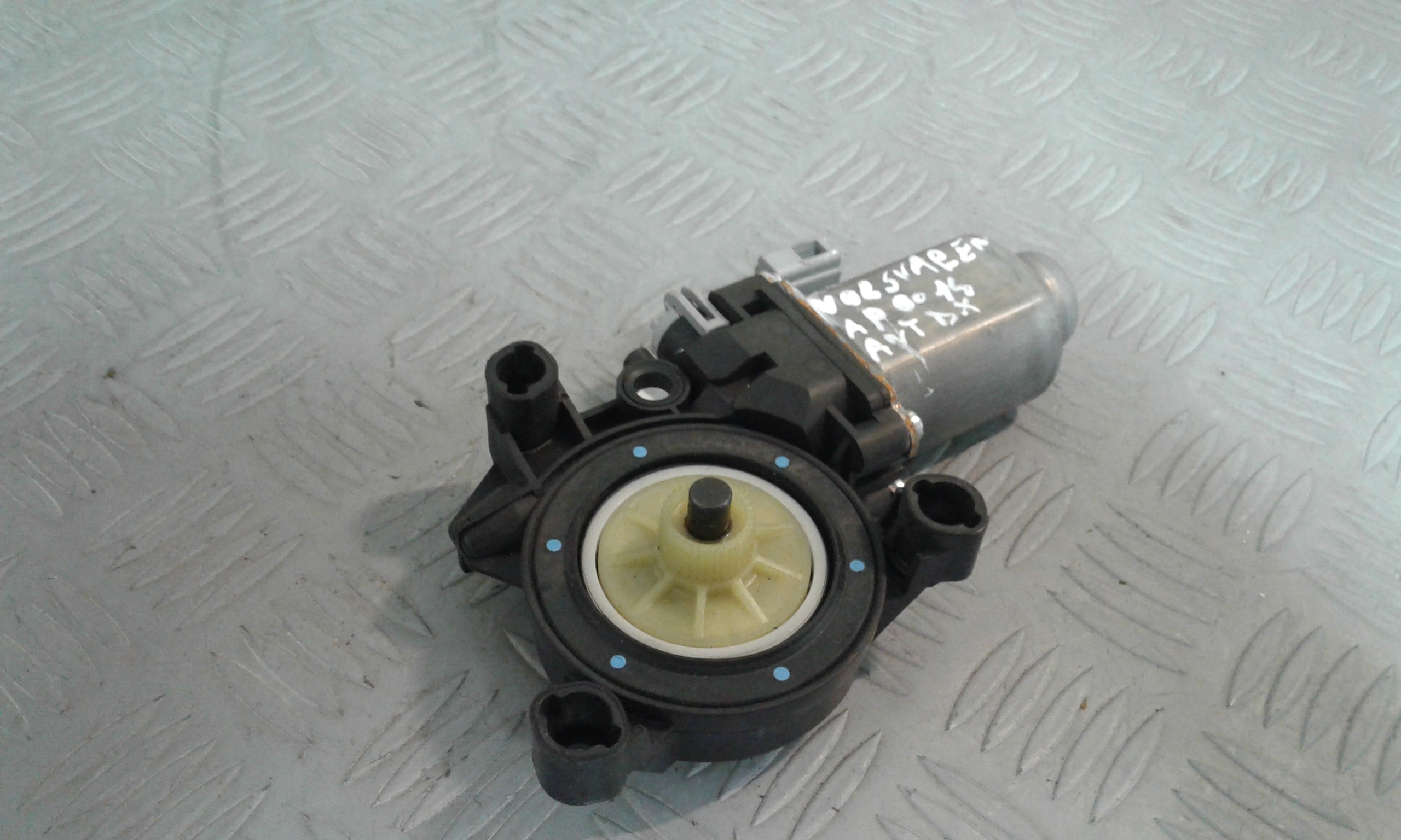 Motorino Alzavetro anteriore destra VOLKSWAGEN Up 1 Serie