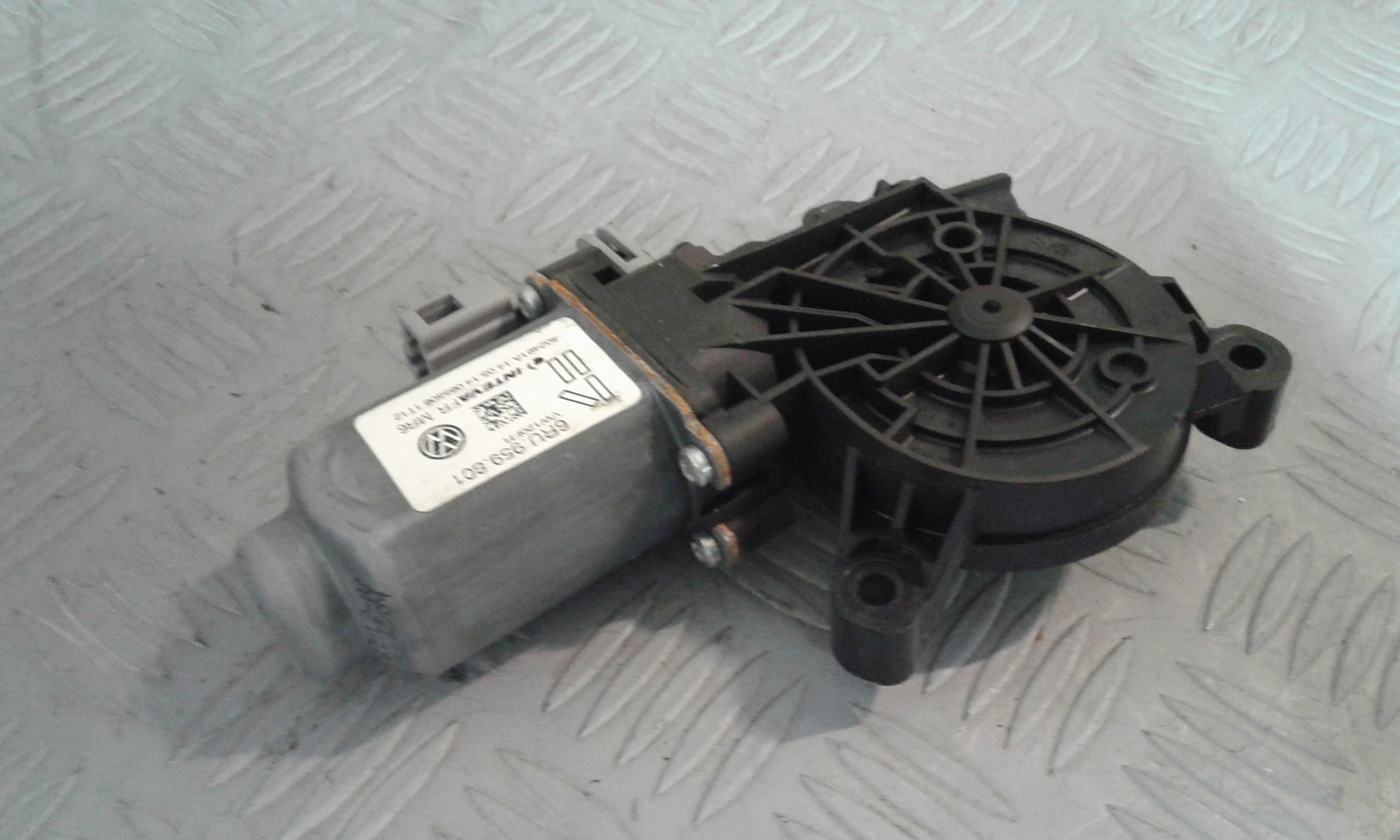 Motorino Alzavetro anteriore destra VOLKSWAGEN Up 1 Serie