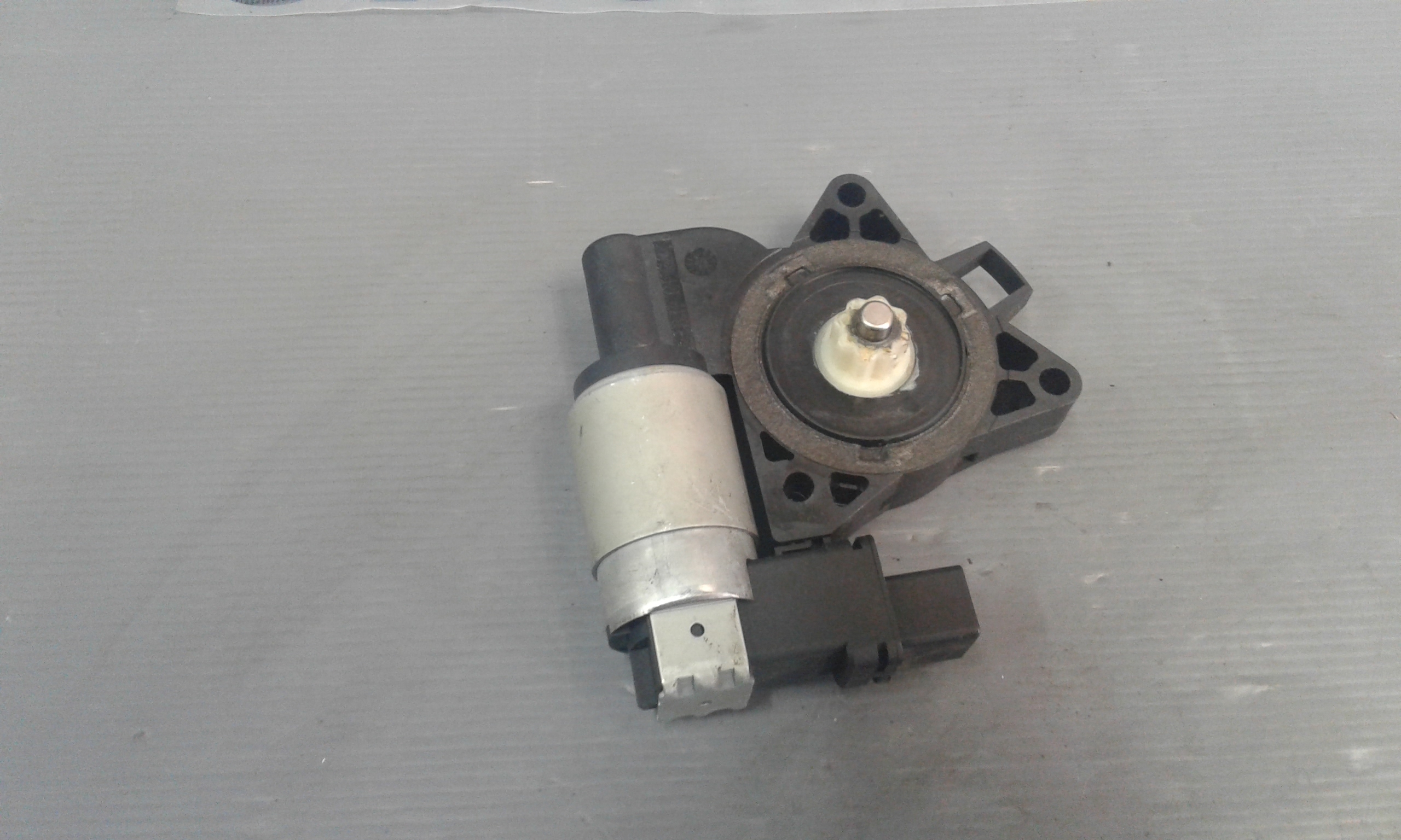 Motorino Alzavetro anteriore destra MAZDA 6 S. Wagon 2 Serie