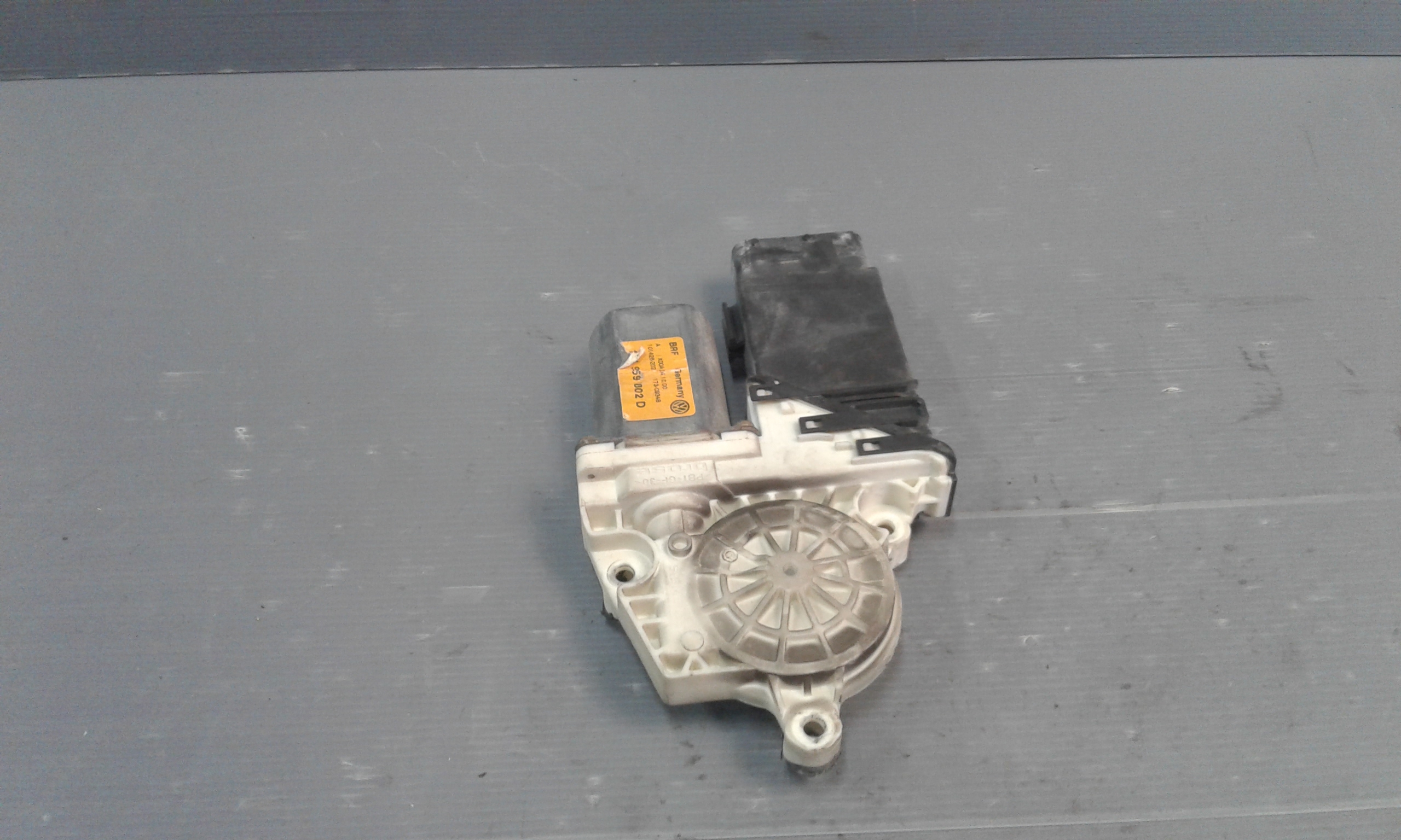 Motorino Alzavetro anteriore destra VOLKSWAGEN Golf 4 Berlina