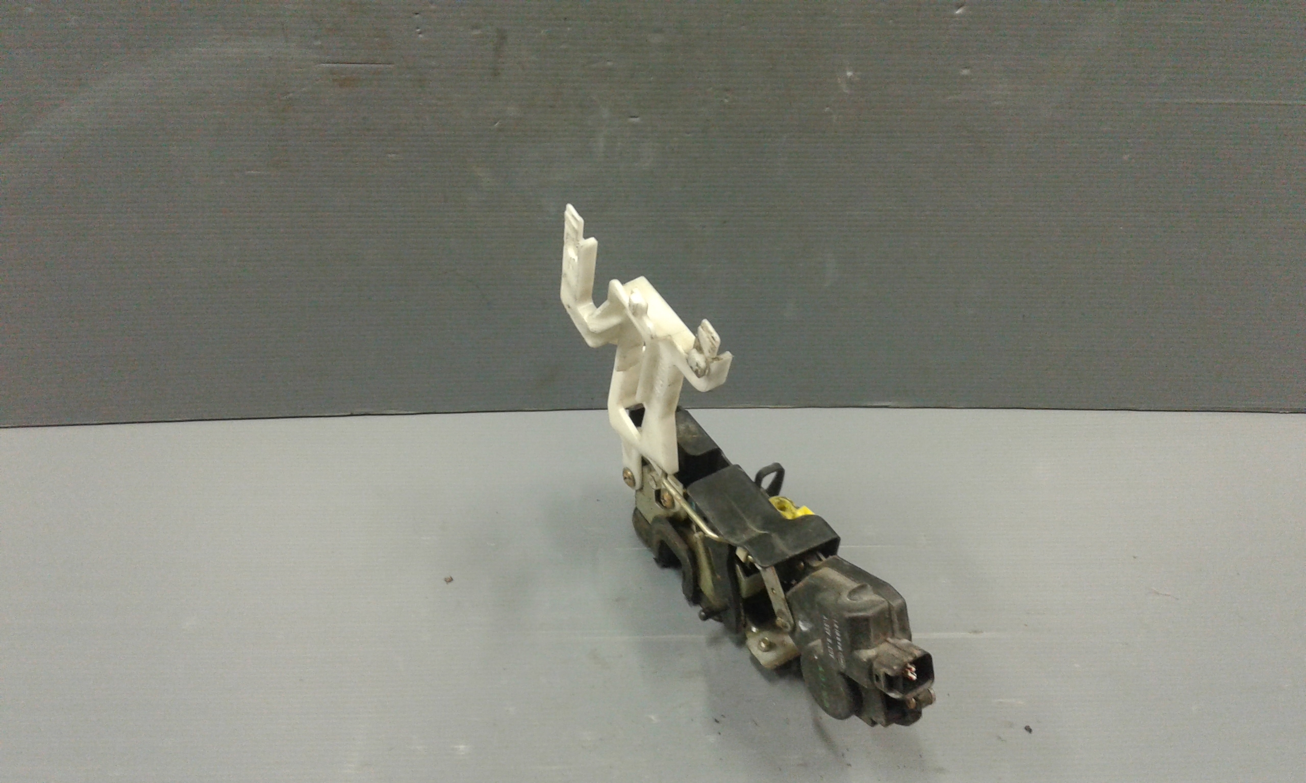 Serratura Posteriore Sinistra HYUNDAI Santa Fe 1 Serie