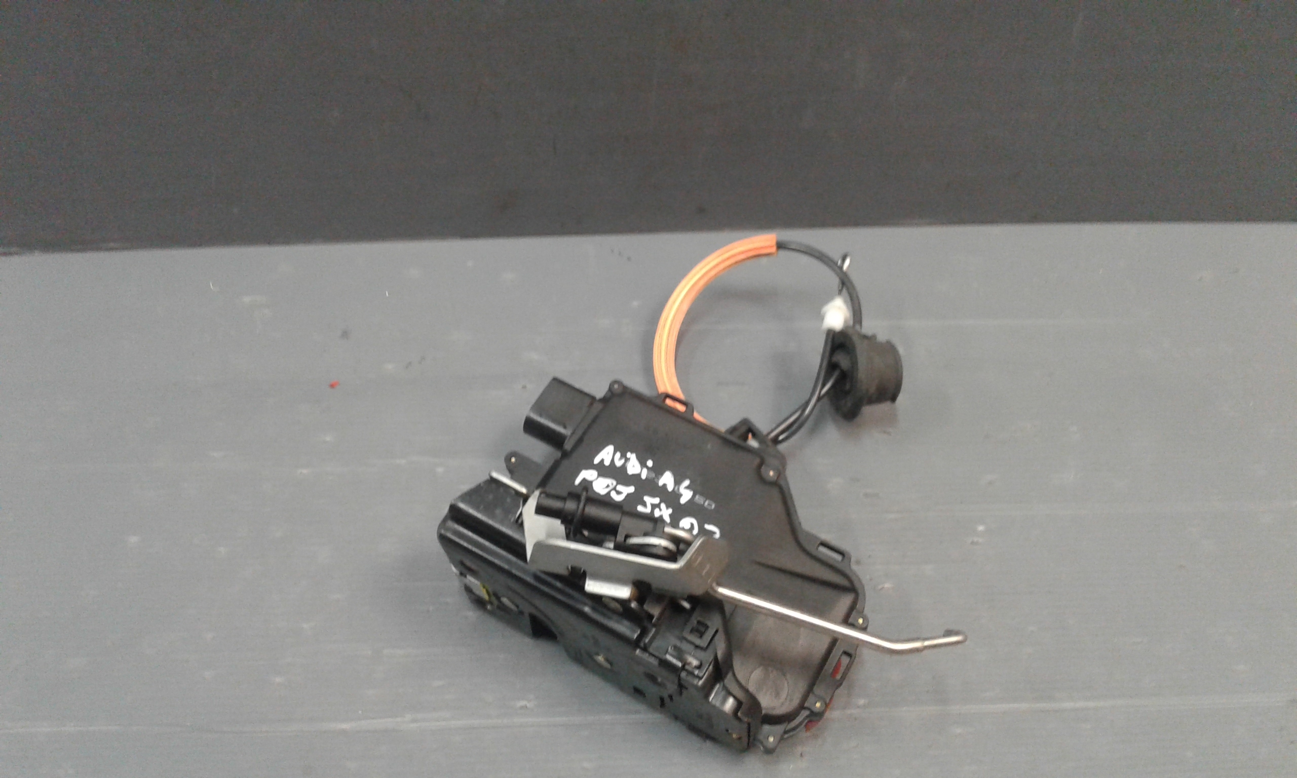 Serratura Posteriore Sinistra AUDI A4 Berlina 2 Serie