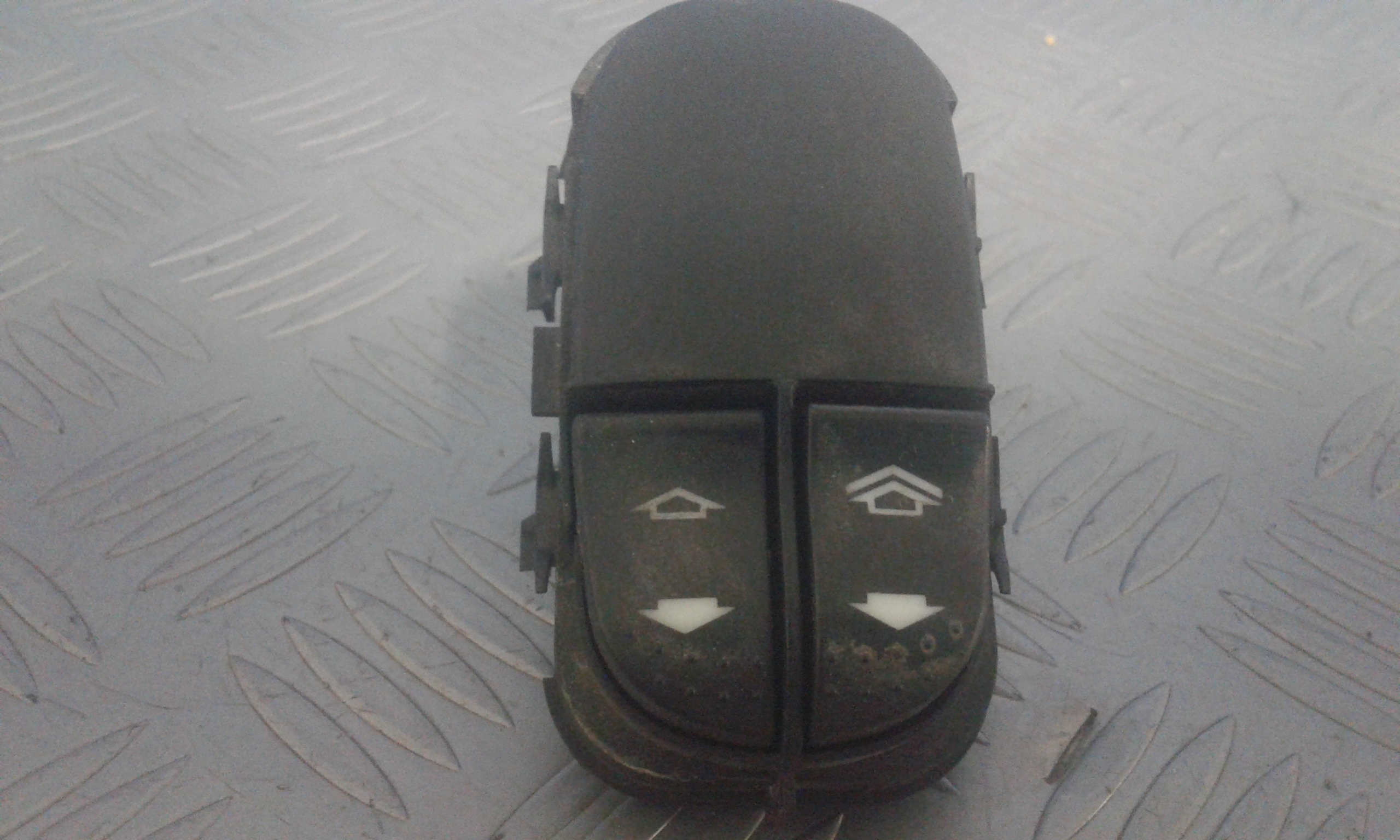 Pulsantiera Anteriore Sinistra Guida FORD Focus Berlina 1 Serie