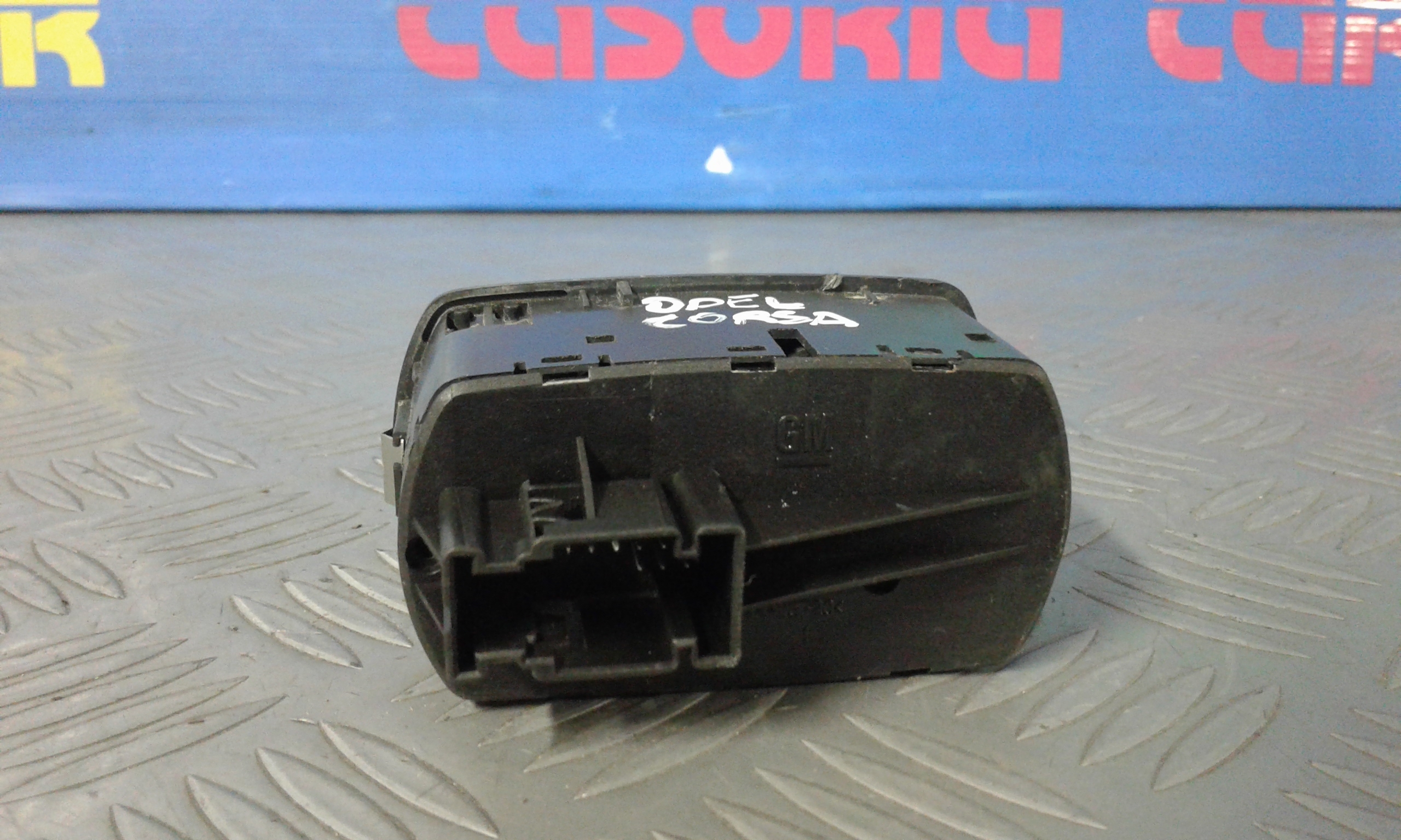 Pulsantiera Anteriore Sinistra Guida OPEL Corsa D 5P 1 Serie