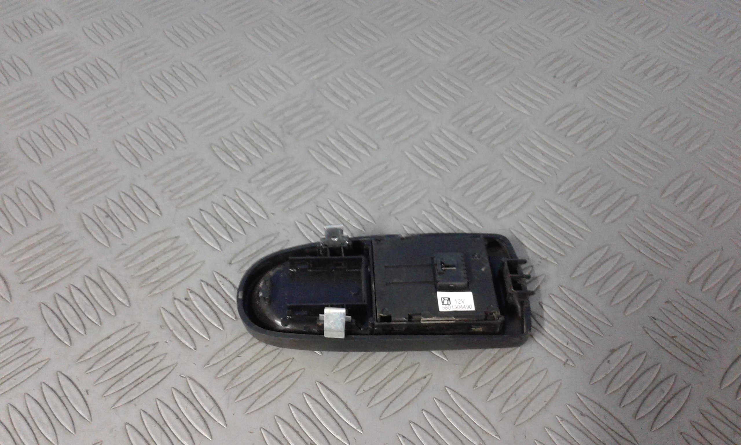 Pulsantiera Anteriore Sinistra Guida IVECO Daily 4 Serie