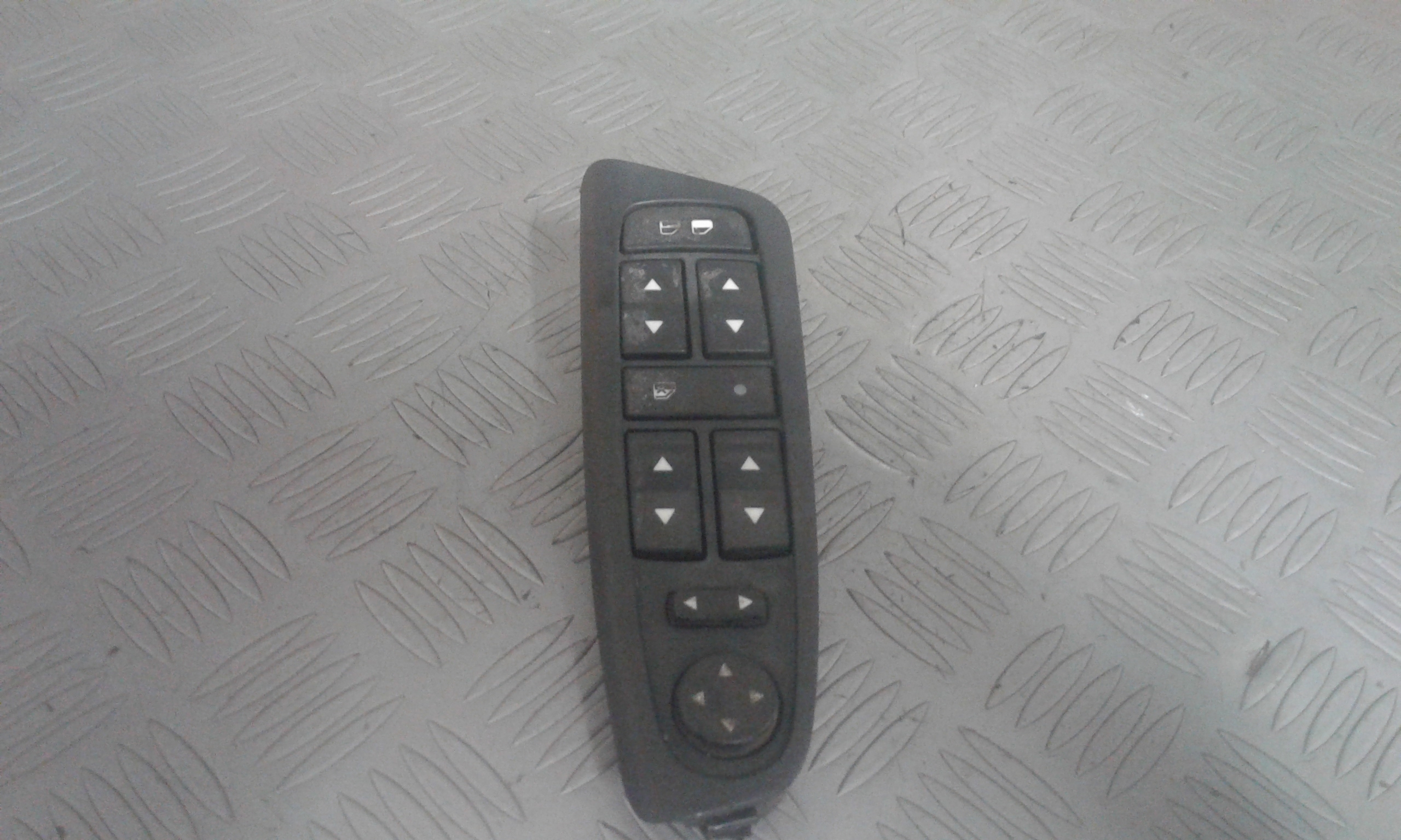 Pulsantiera Anteriore Sinistra Guida FIAT Stilo Berlina 5P