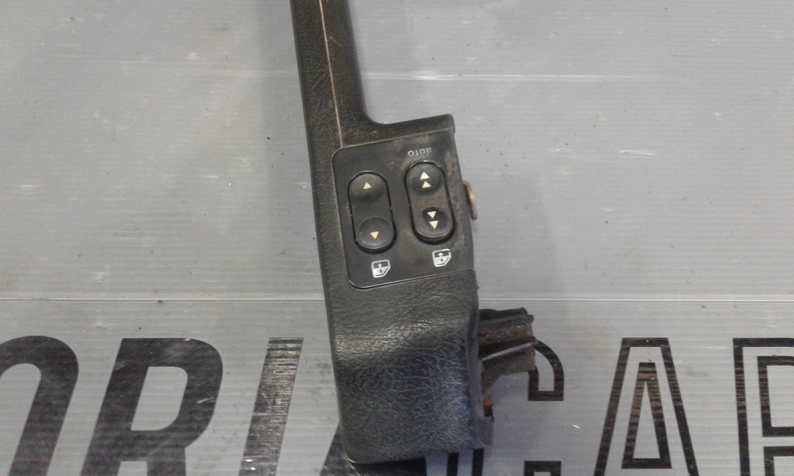 Pulsantiera Anteriore Sinistra Guida LANCIA Dedra Berlina