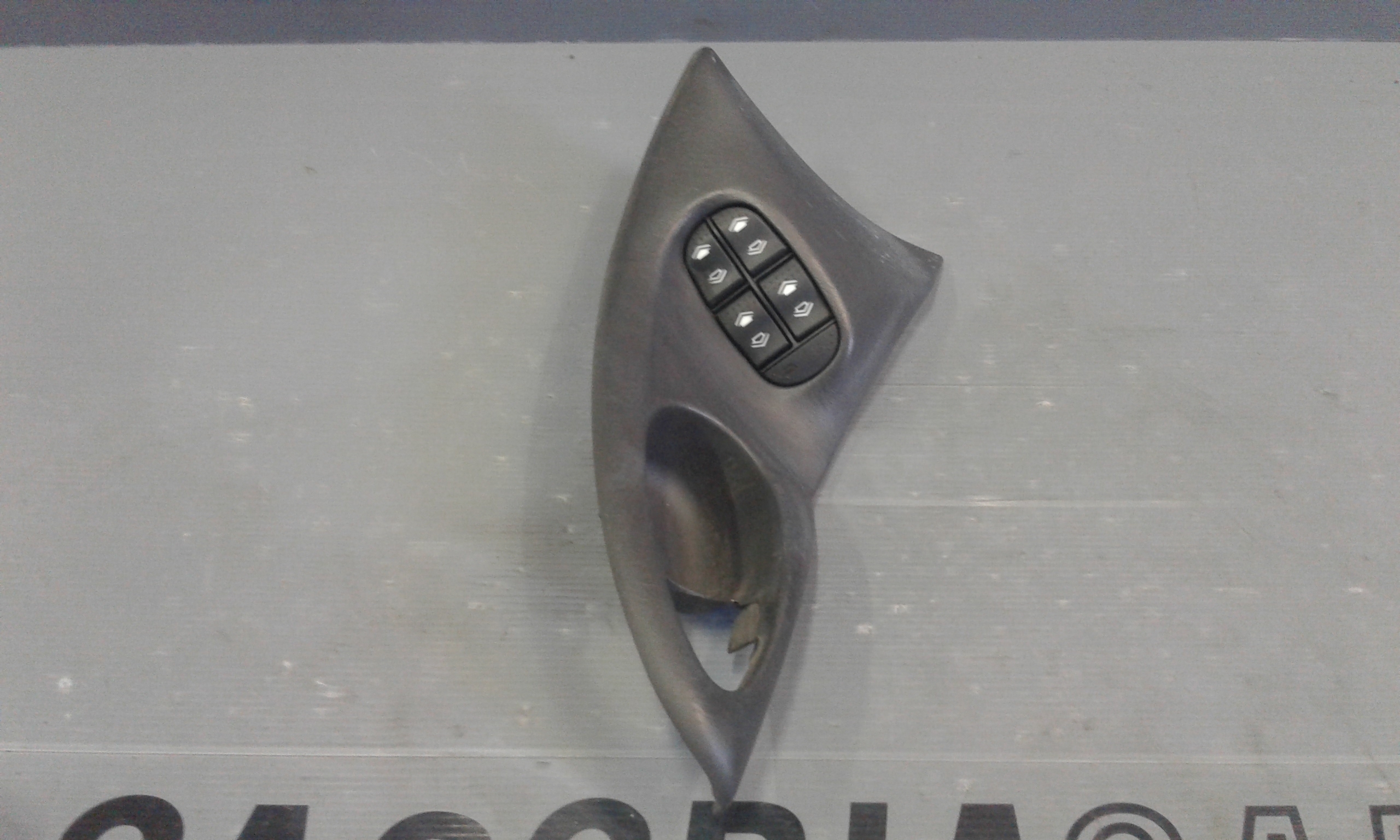 Pulsantiera Anteriore Sinistra Guida FORD Focus Berlina 1 Serie