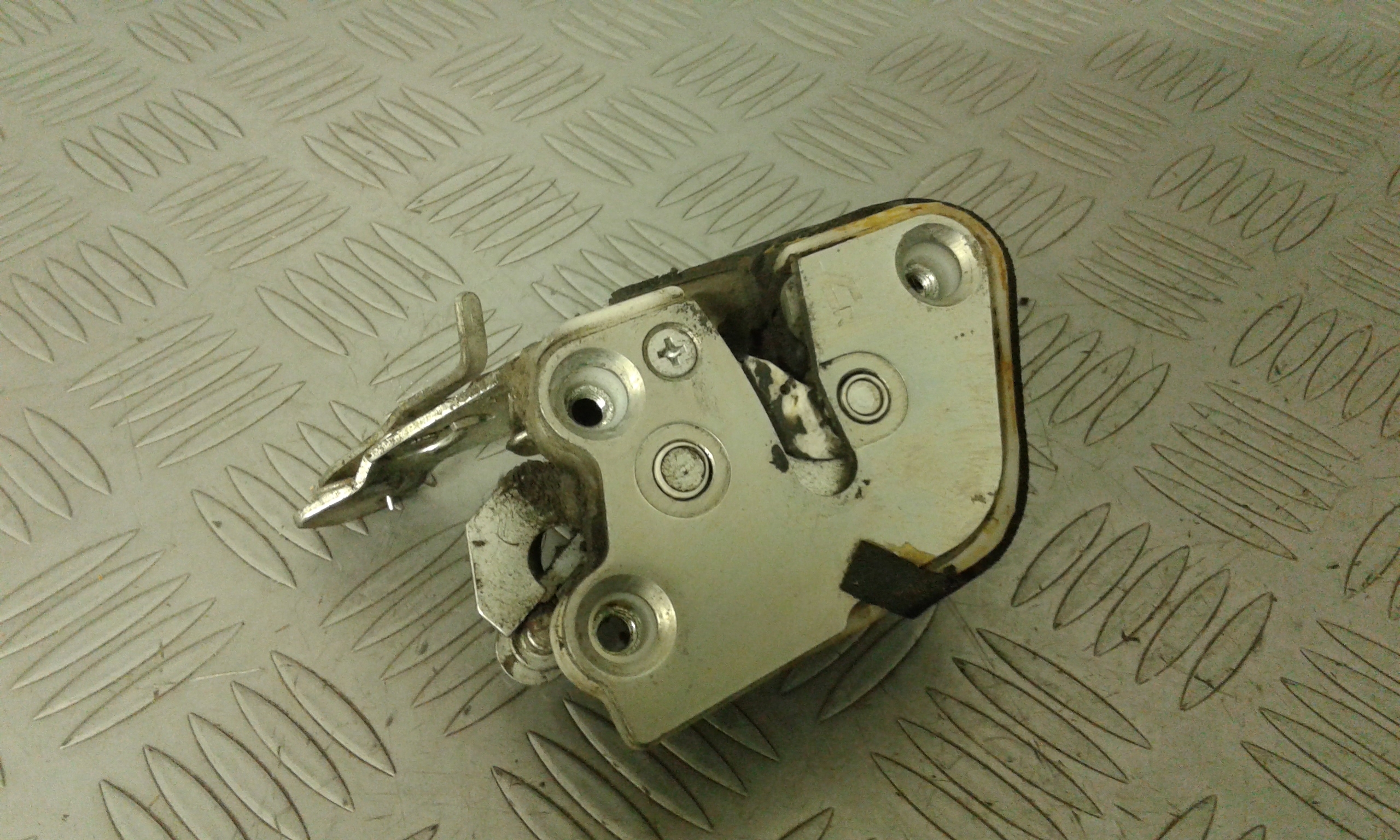 Serratura Posteriore destra TATA Indigo 2 Serie