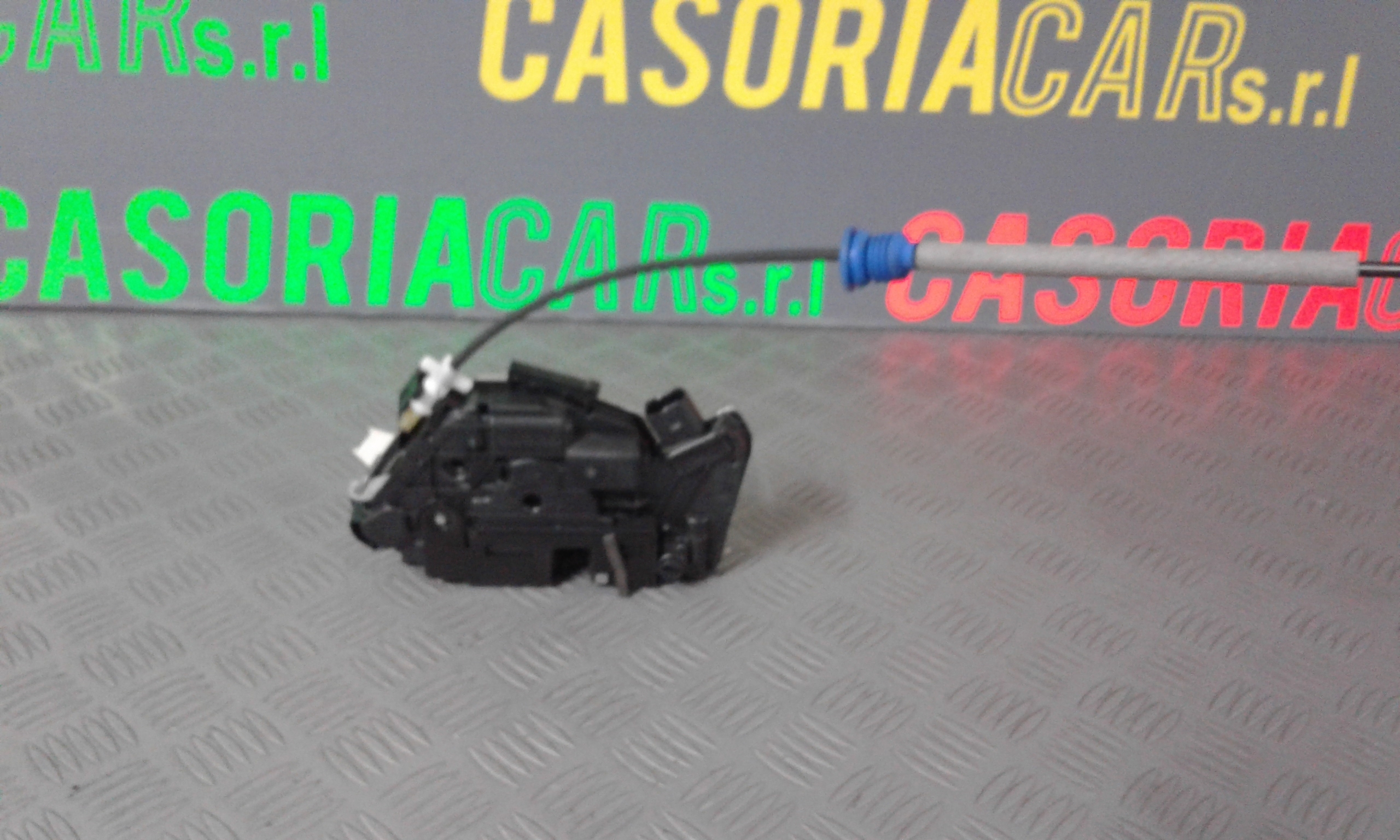 Serratura Posteriore destra VOLKSWAGEN Up 1 Serie